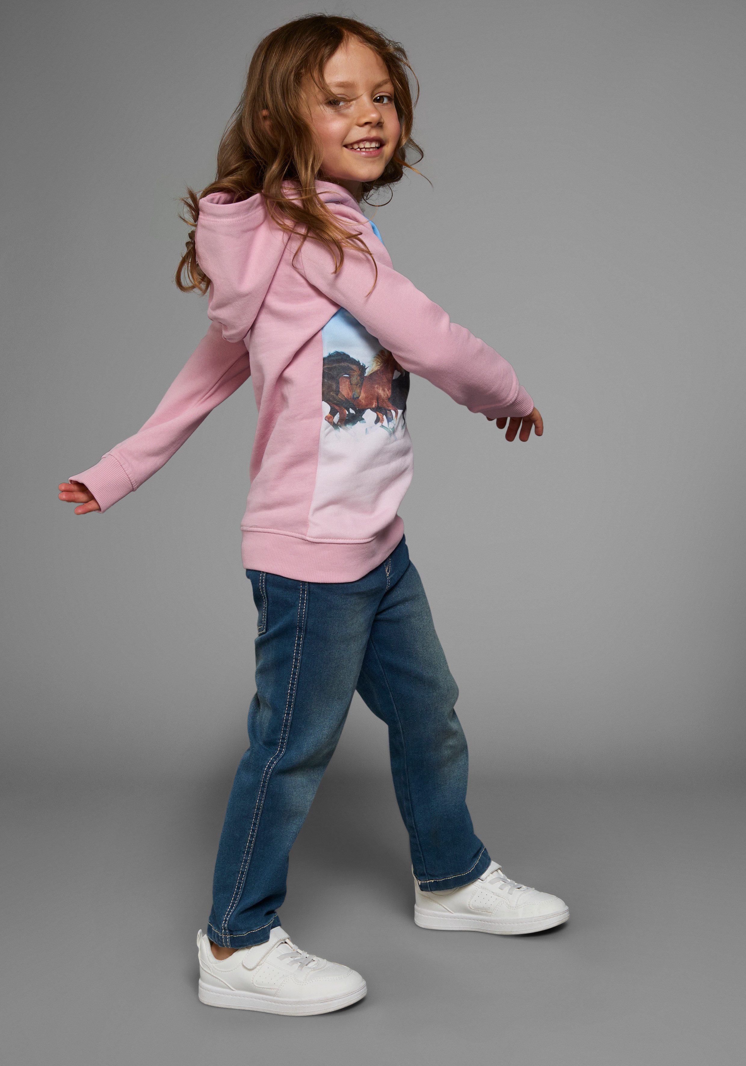 KIDSWORLD Lang sweatshirt Voor kleine meisjes Lange mouwen, bedrukt, met capuchon, van opgeruwde sweatstof