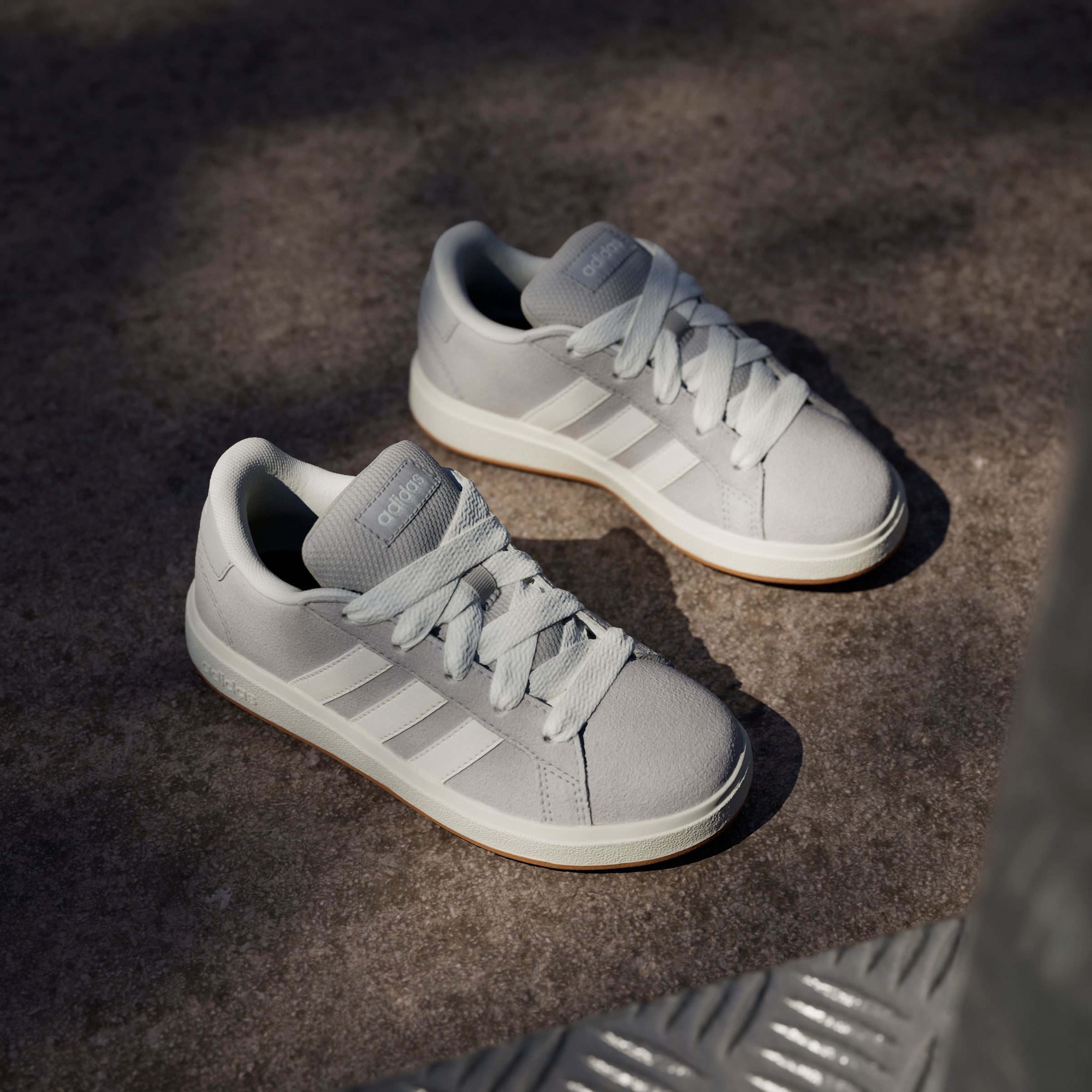 adidas Sportswear Sneakers GRAND COURT 00S KIDS Design geïnspireerd op de adidas Superstar