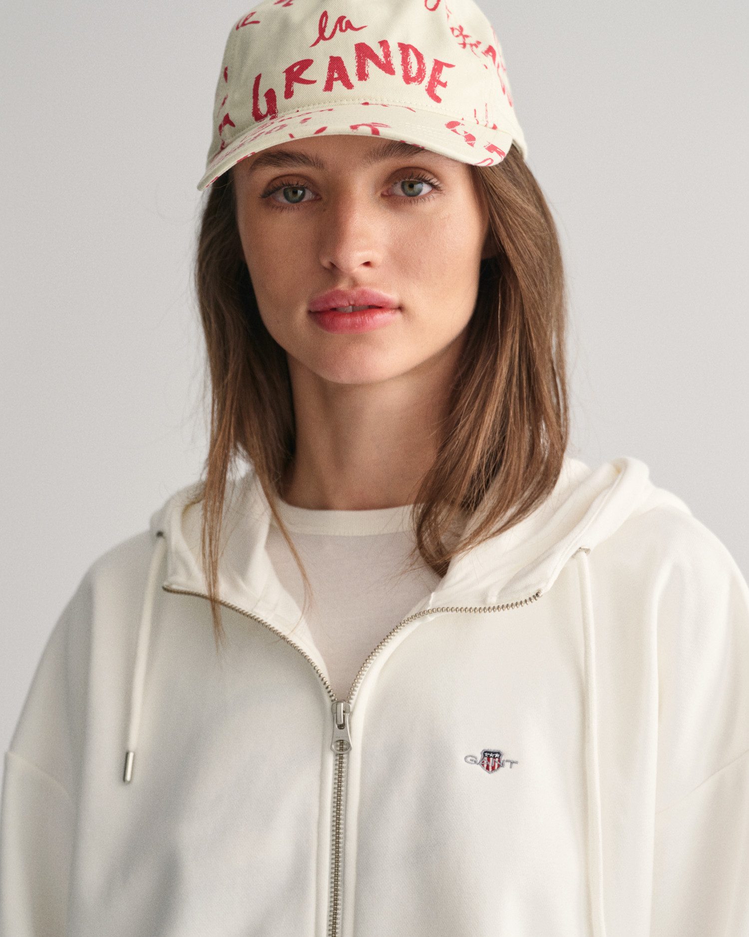 Gant Capuchonsweatvest SHIELD ZIP HOODIE Grafische GANT-borduursel op de borst