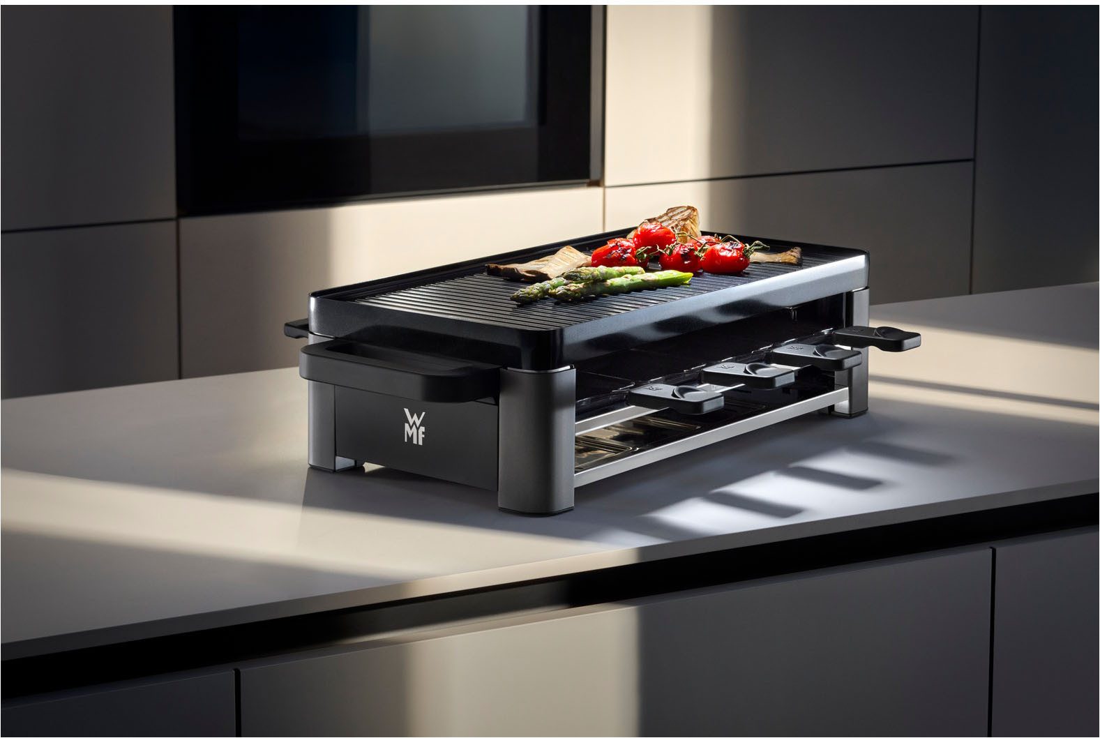 WMF Raclette Master, indirekte LED-Beleuchtung, Keramikbeschichtung