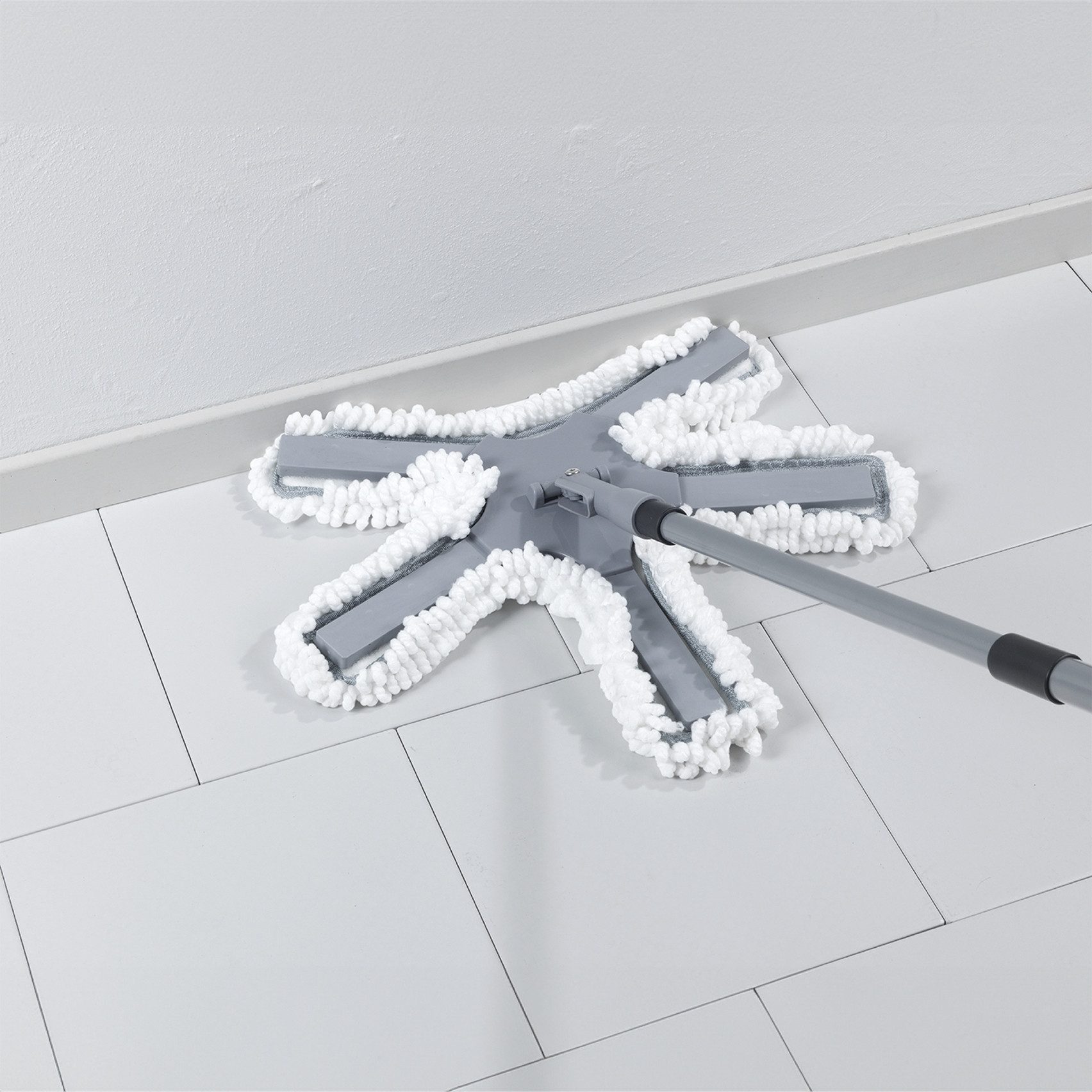 Maximex Vloerwisserset Model octopus met telescopische steel 360° duo-knikgewricht, microvezel bekleding, reinigt alleen met water (set, 4-delig)