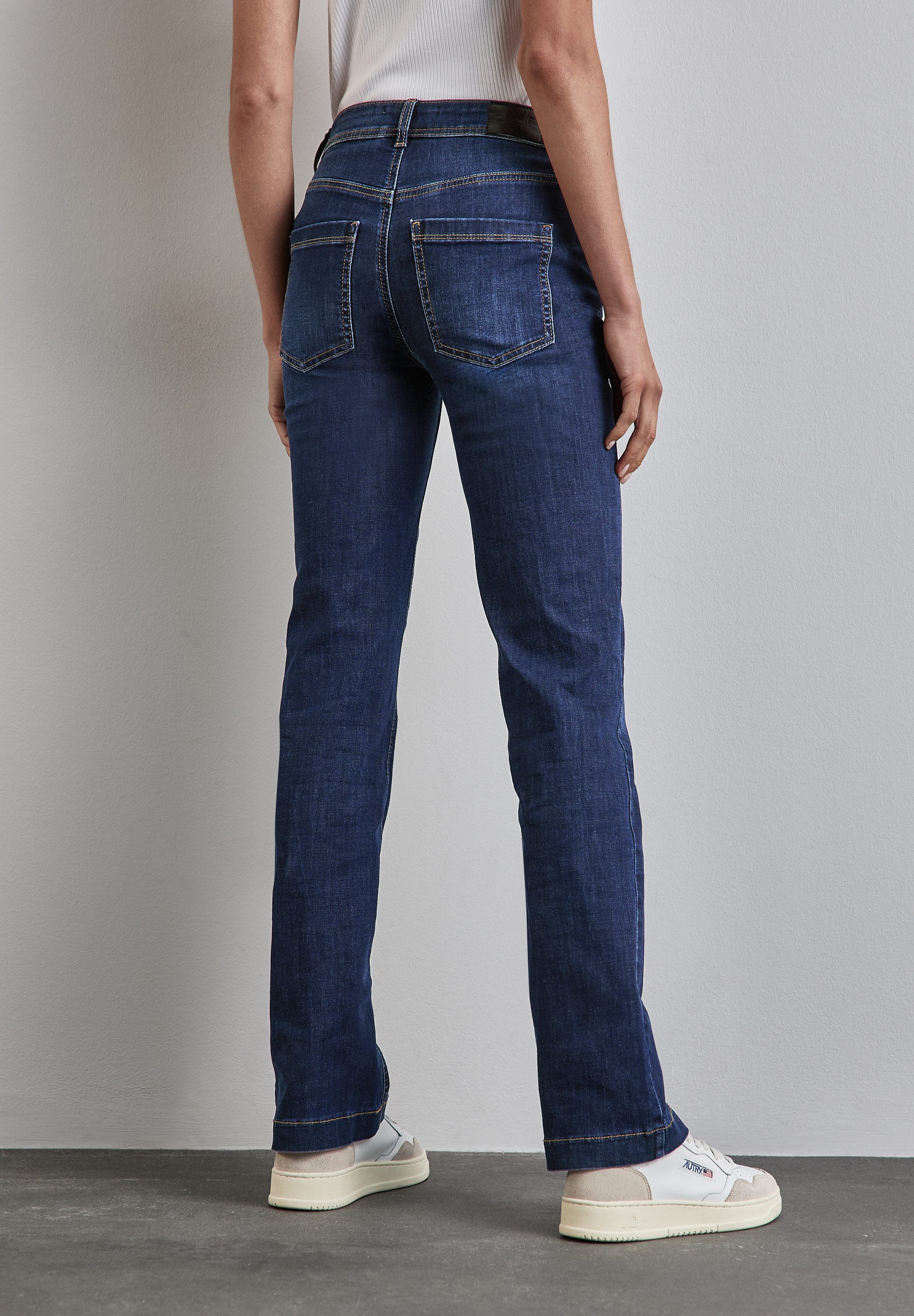 STREET ONE Bootcut jeans met dubbele knoop