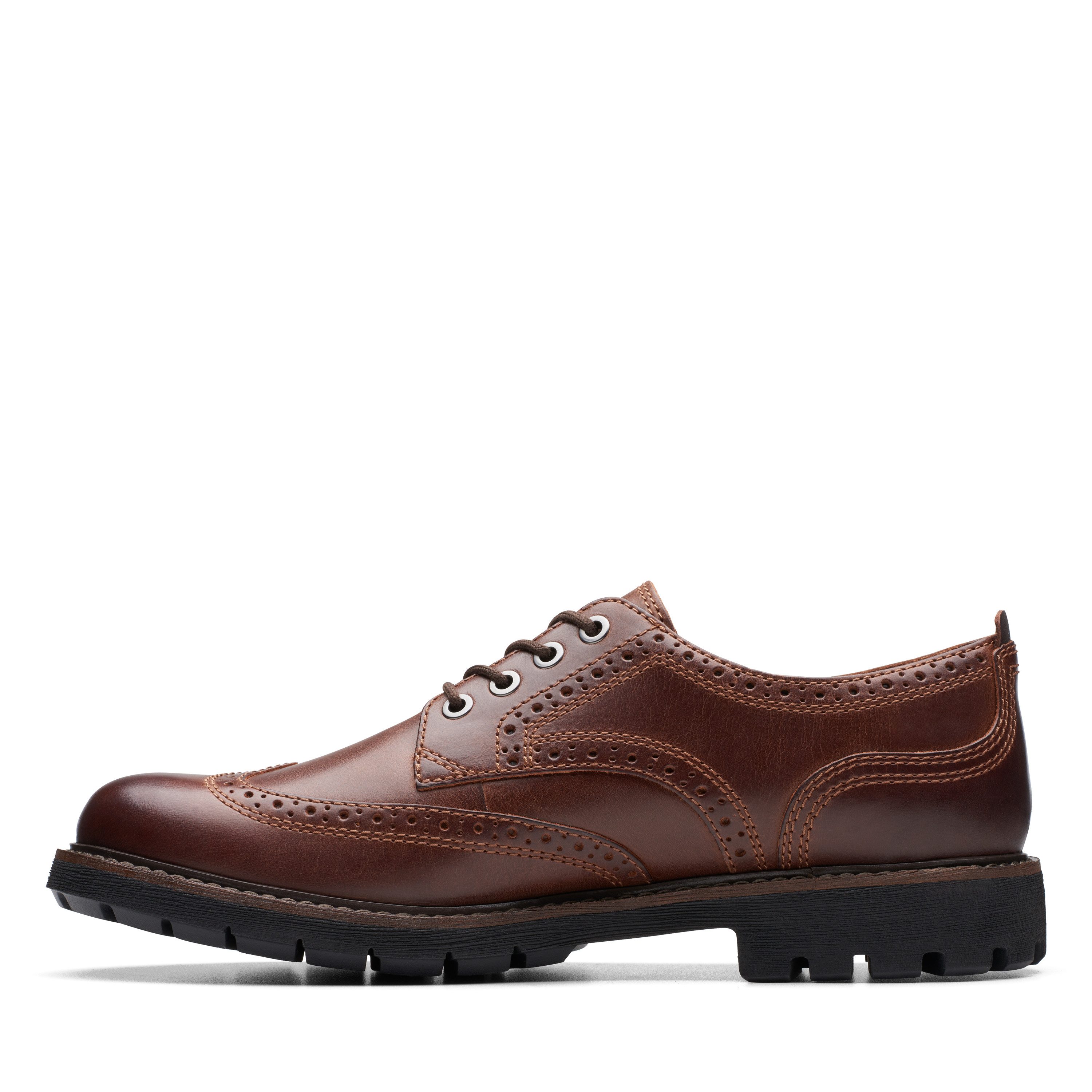 Clarks Schoenen met perforatie Batcombe Far Brogue, veterschoen, zakelijke schoen met vleugelneus