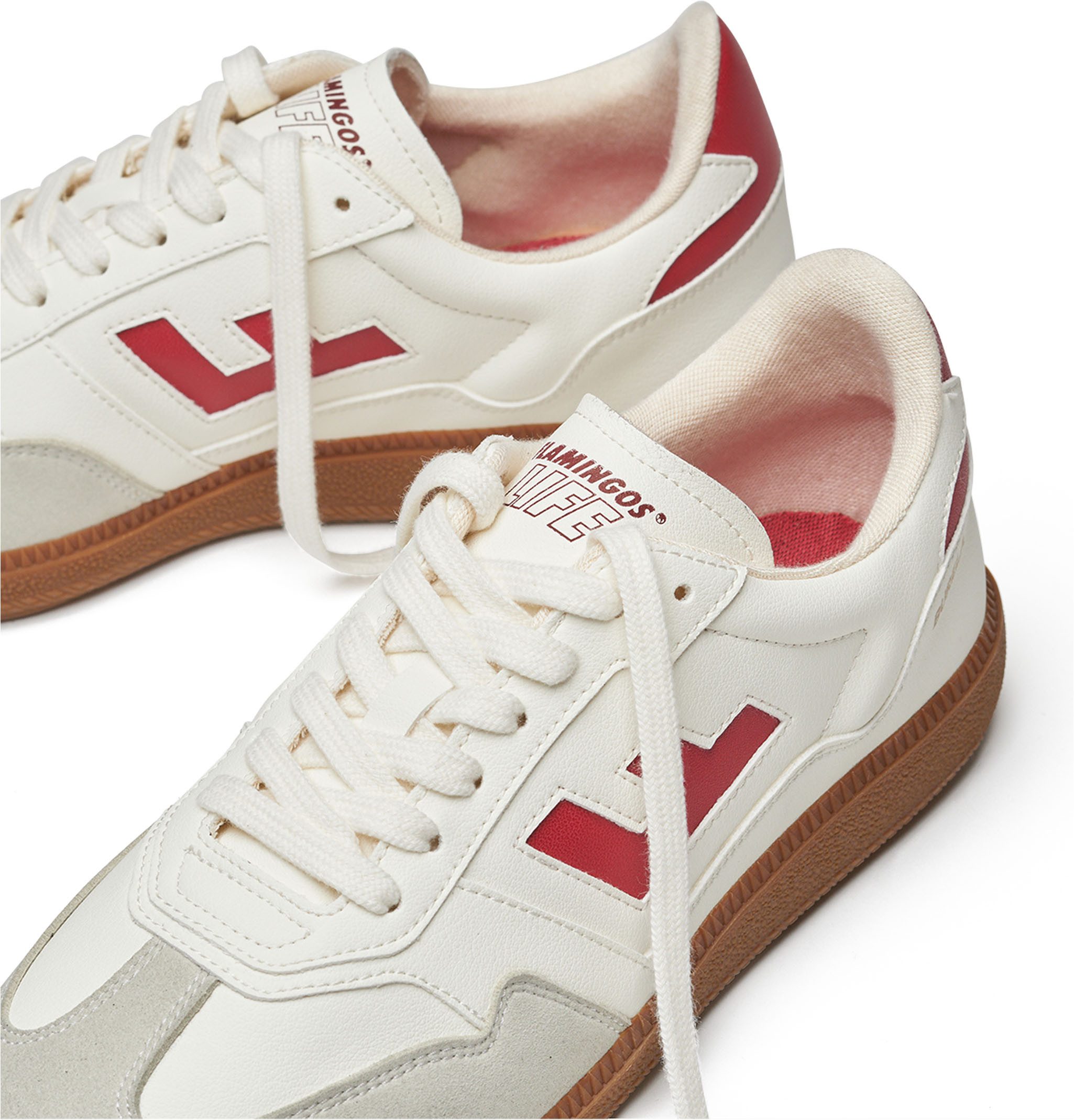 MUSTANG Sneakers BURELA SLIM vegan sneaker, bovenmateriaal van 70% maïsresten