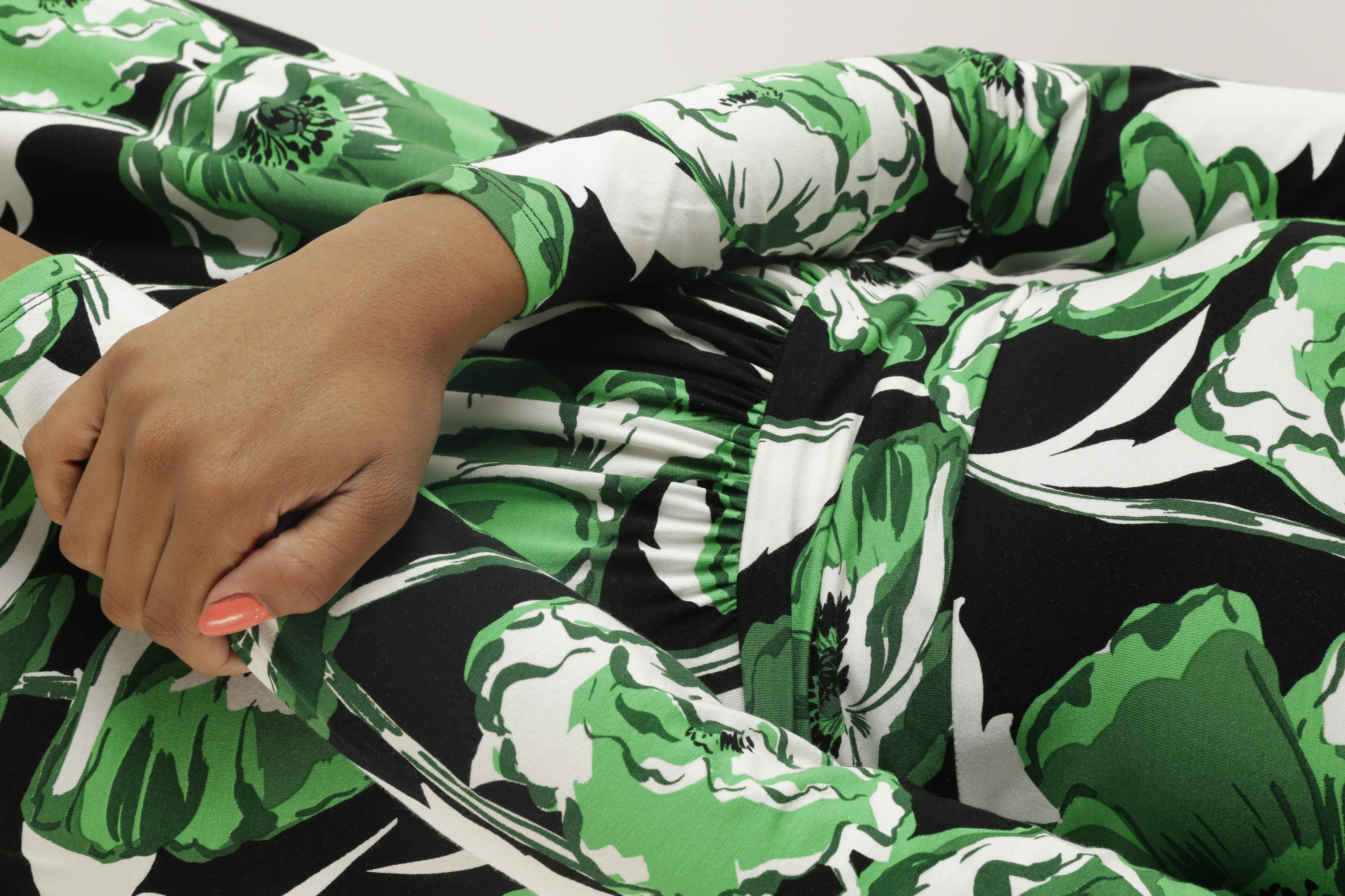 Aniston SELECTED Jerseyjurk met bloemige print en gerimpelde tailleband - nieuwe collectie