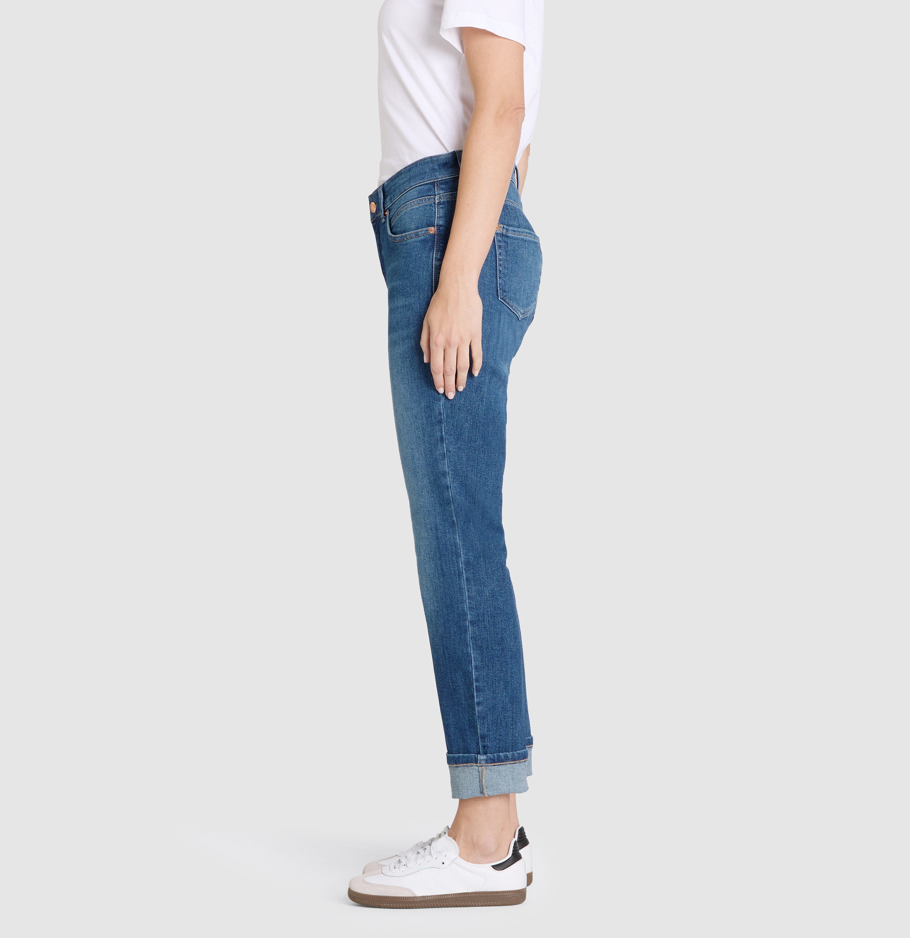 MAC Straight jeans SUE relax in de four-pocket stijl