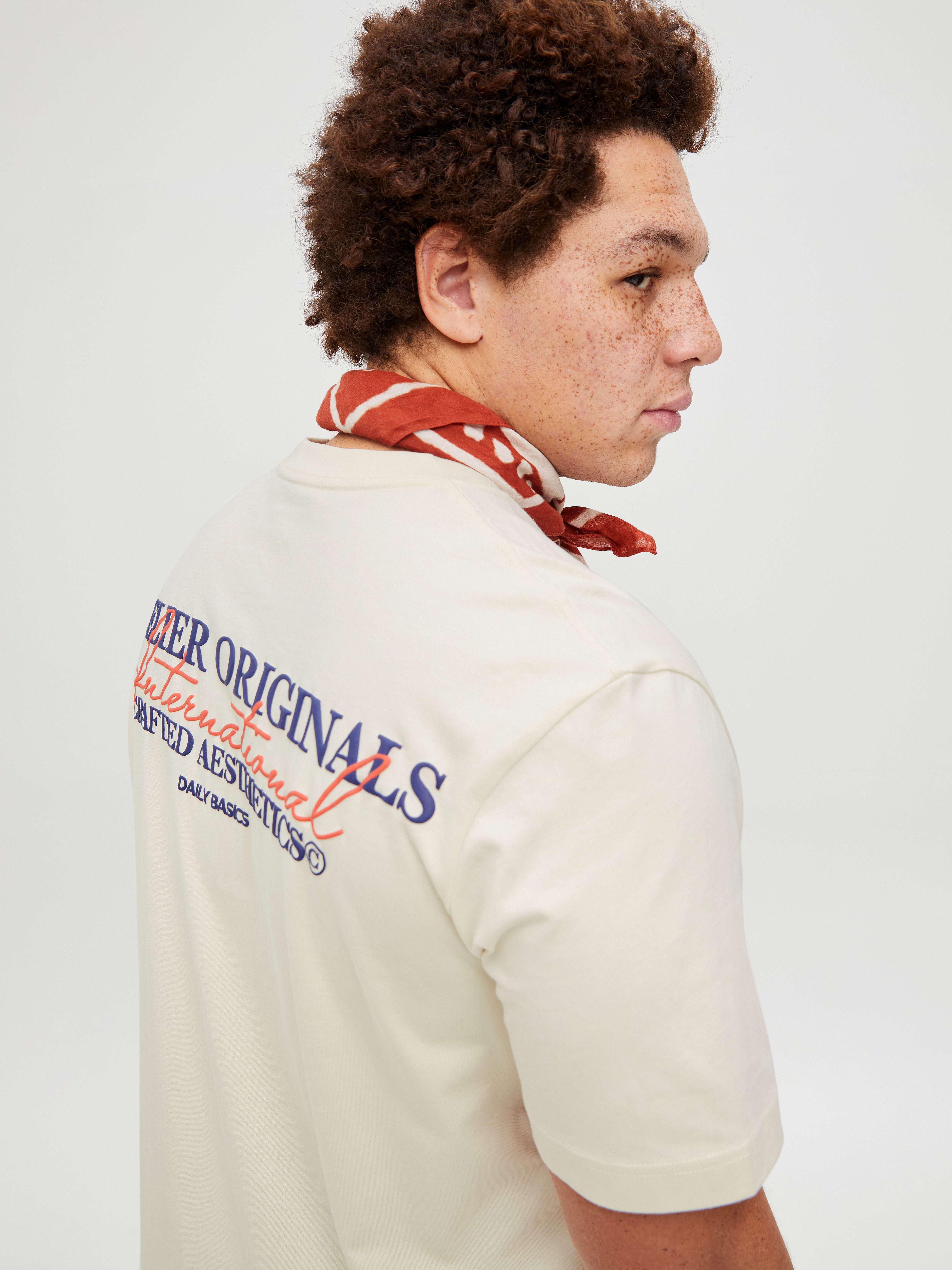 Jack & Jones PlusSize Shirt met korte mouwen JORISLINGTON TYPE TEE SS CREW NECK PLS