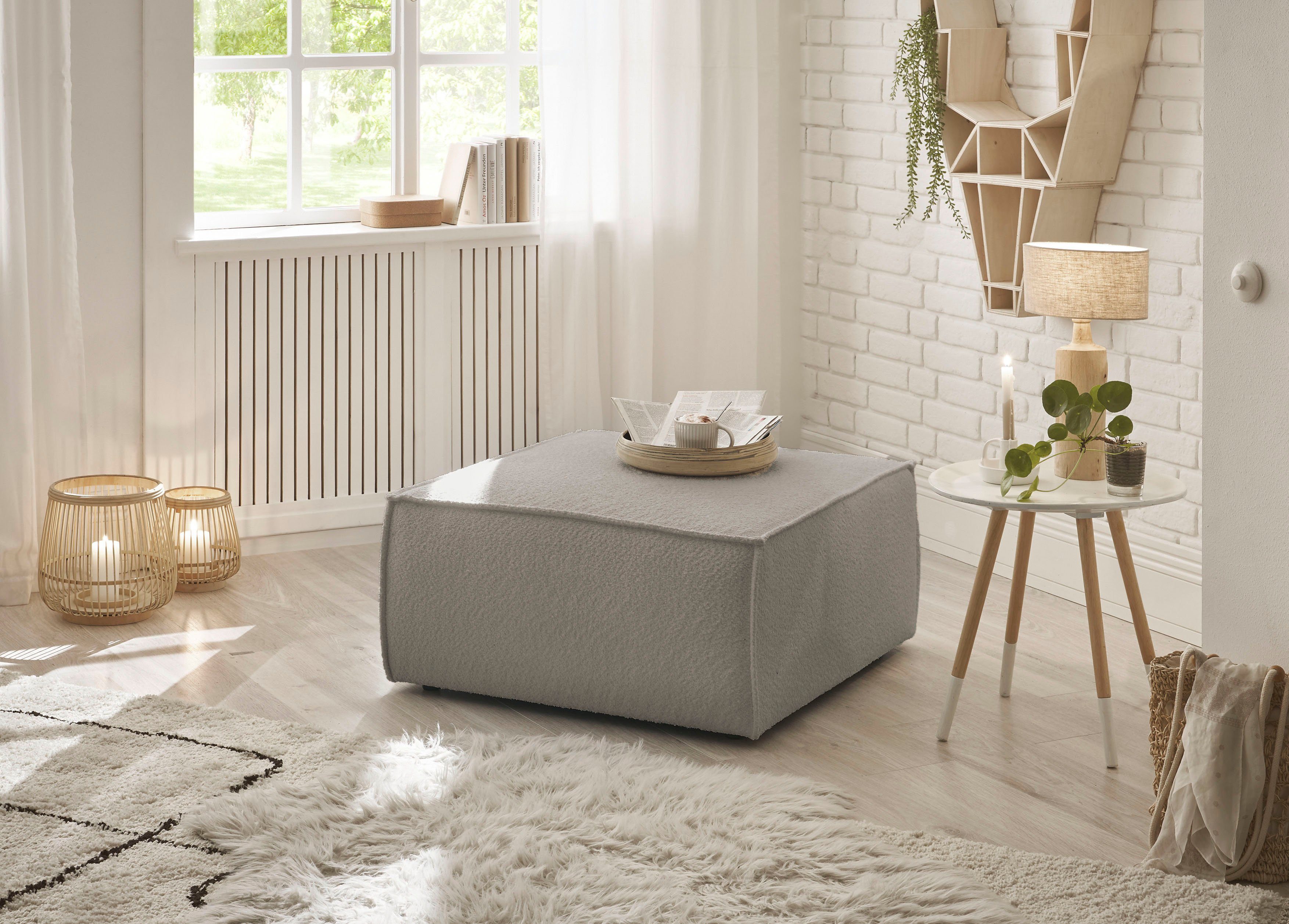 andas Hocker Finnley vierkant, past bij loveseat finnley