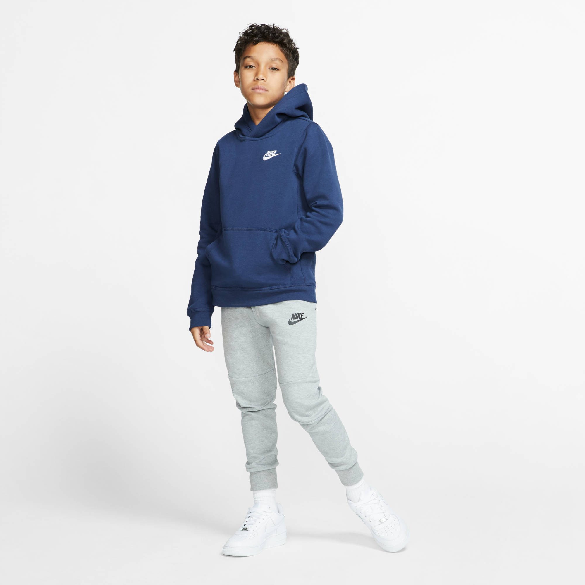 Nike Sportswear Hoodie Club Big Kids' Pullover Hoodie