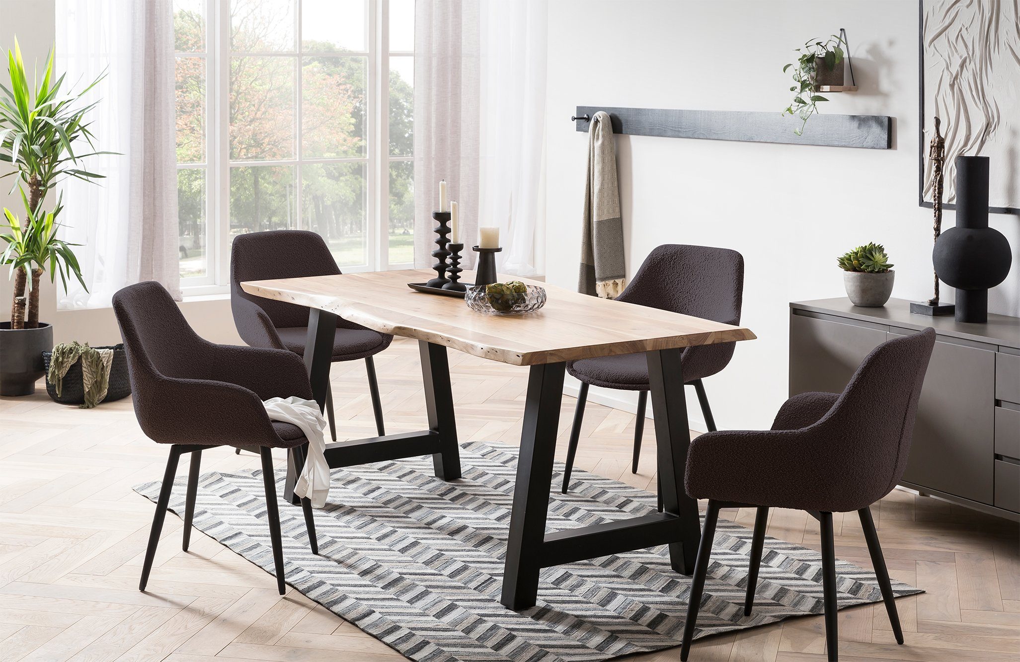 SalesFever Stoel met armleuningen moderne bouclébekleding (set, 2 stuks)