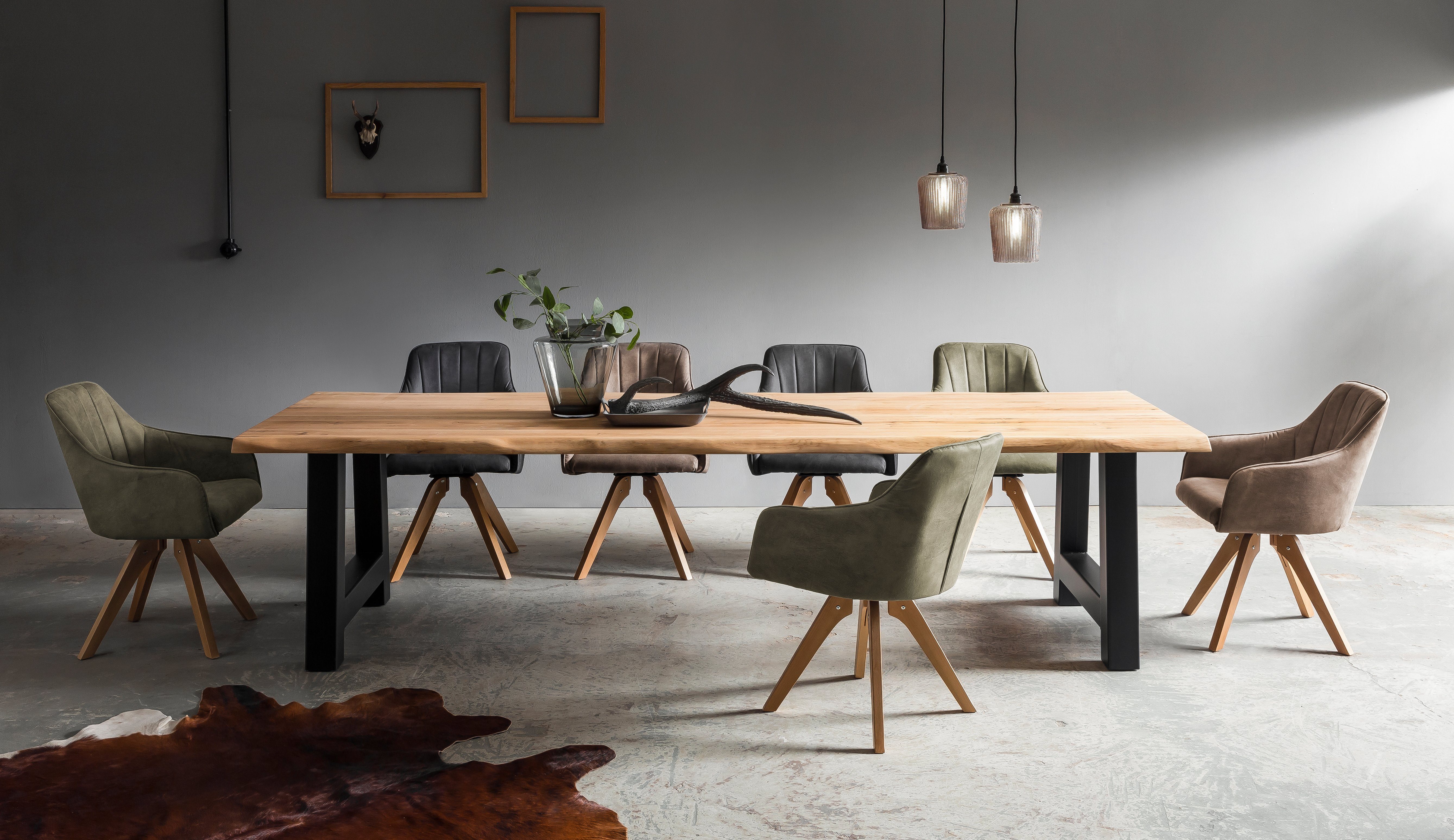 Home affaire Eettafel TRISTAN massief balkeik geolied in boomstam-look eettafels maat 180 cm x 77 cm x 90 cm beige
