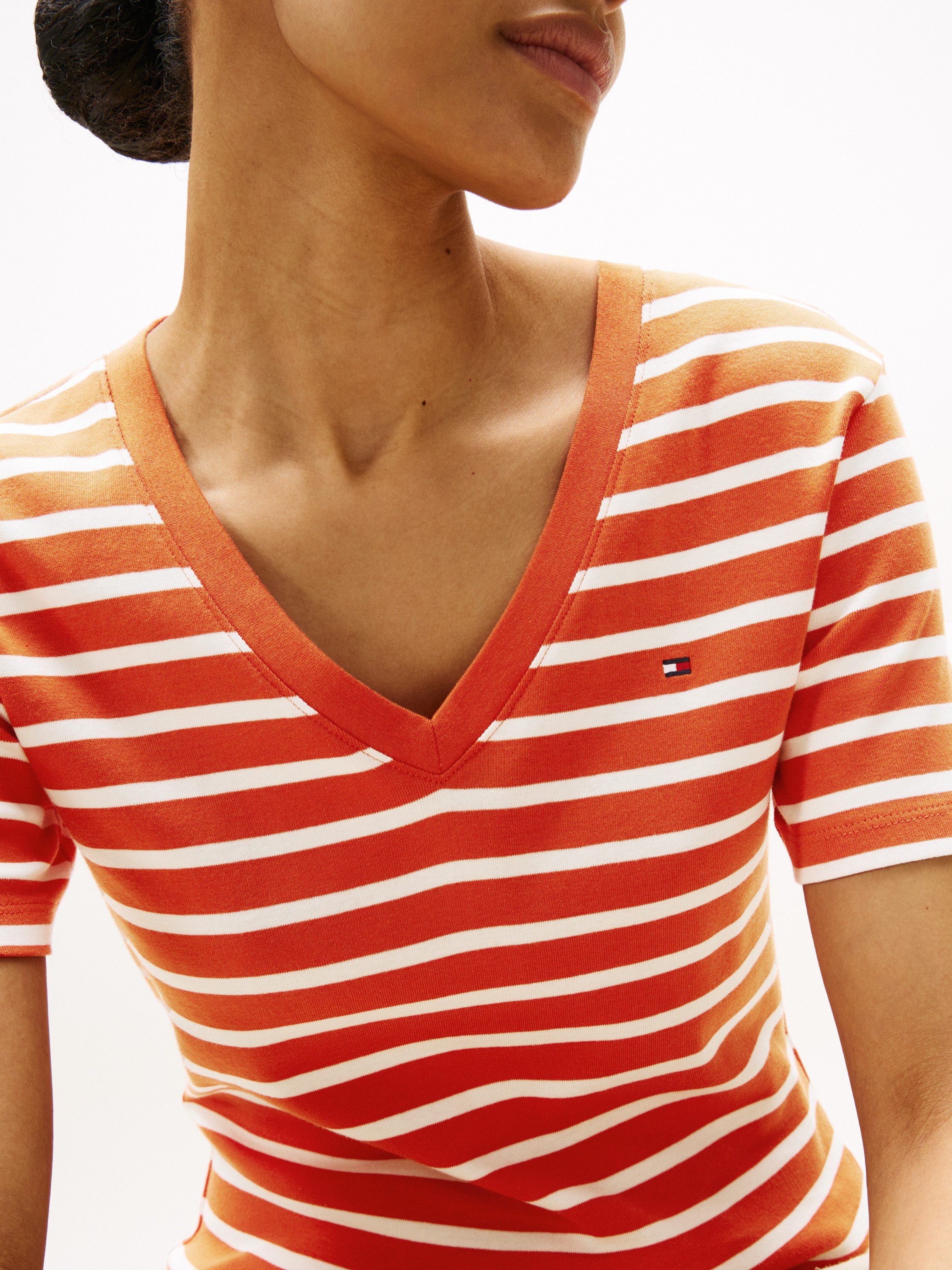 Tommy Hilfiger T-shirt SLIM CODY V-NK SS met V-hals en strepen