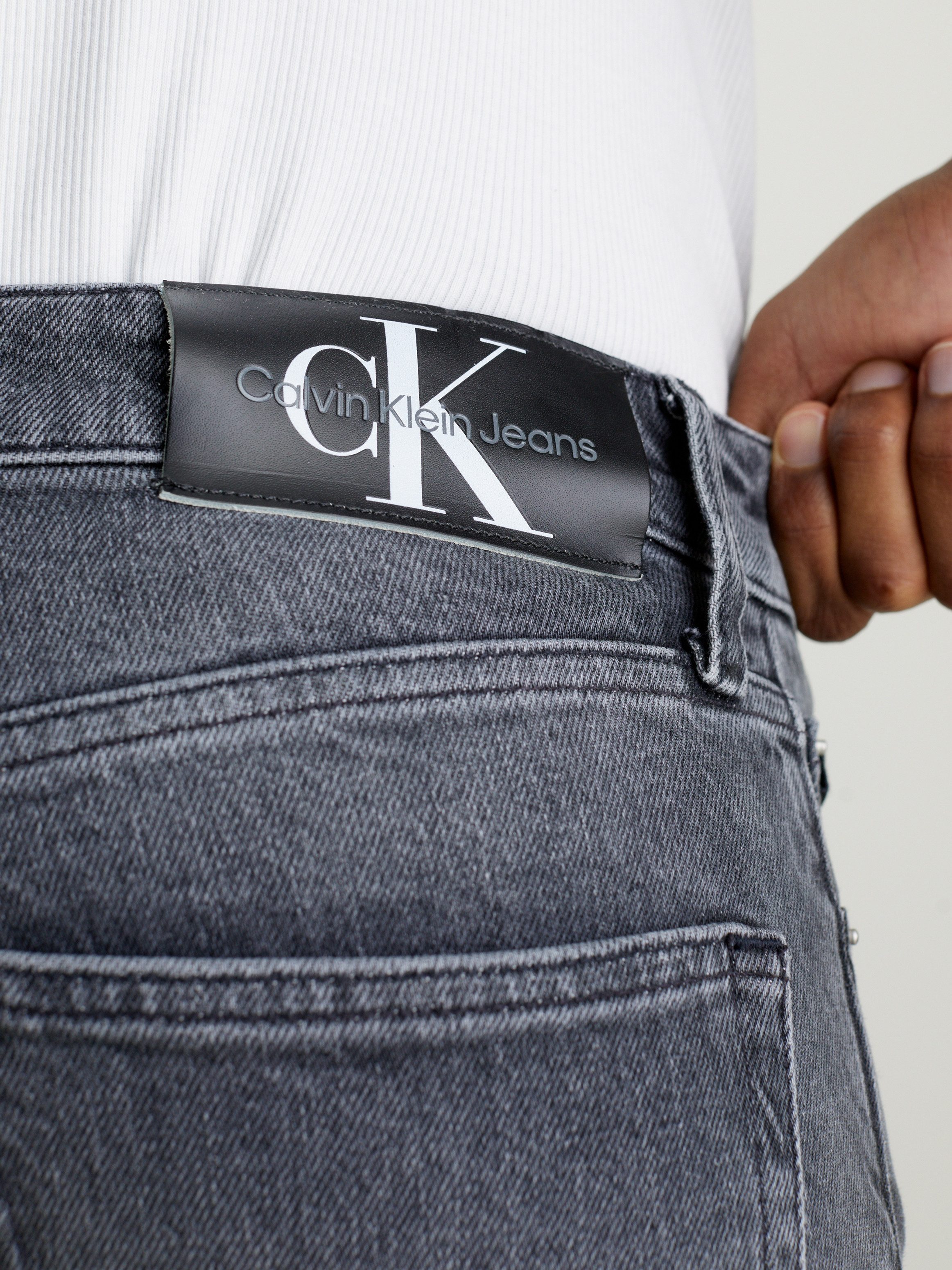 Calvin Klein Slim fit jeans SLIM in een klassiek 5-pocketsmodel