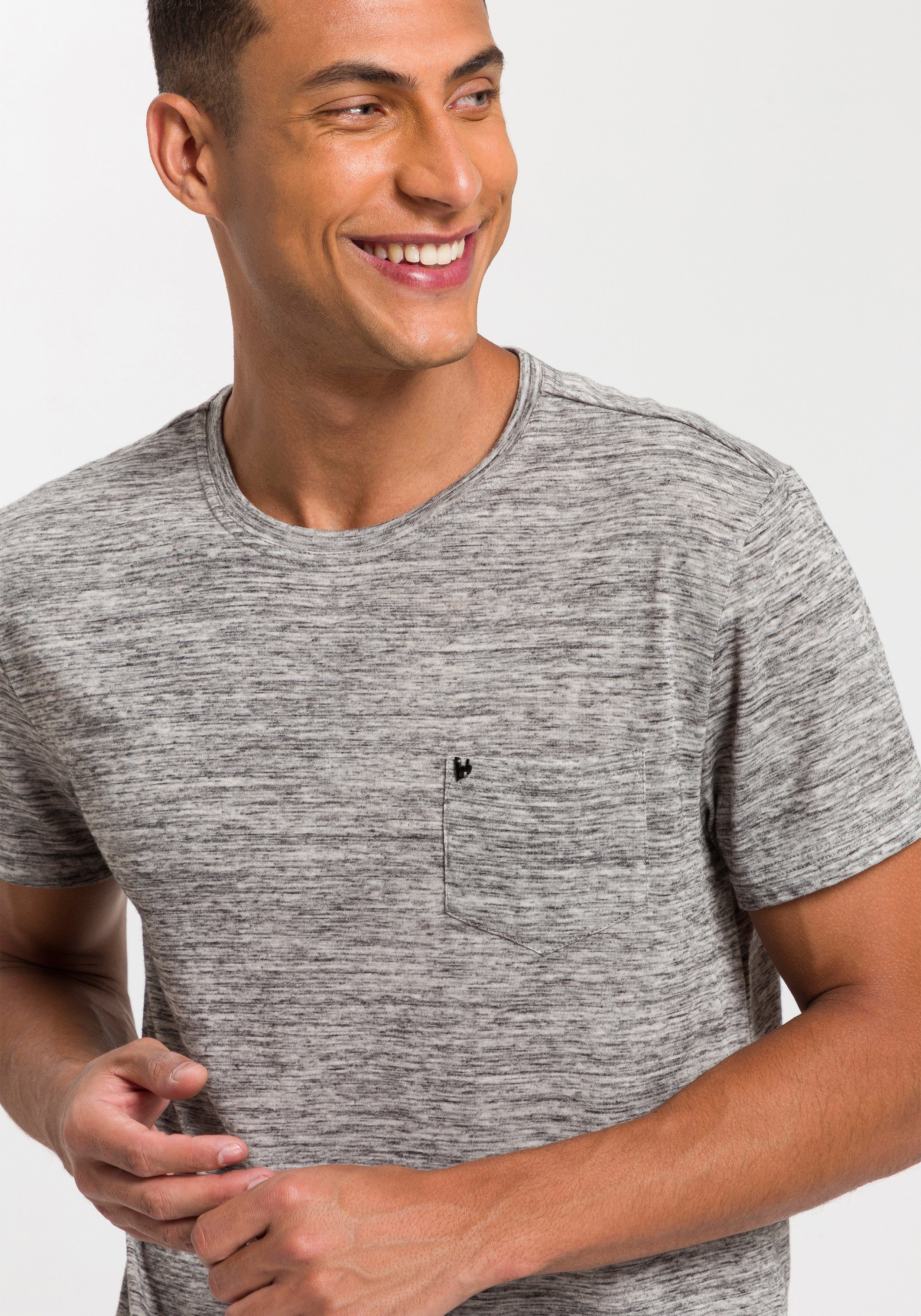 Bruno Banani T-shirt Korte mouwen, slim fit, effen, ronde hals