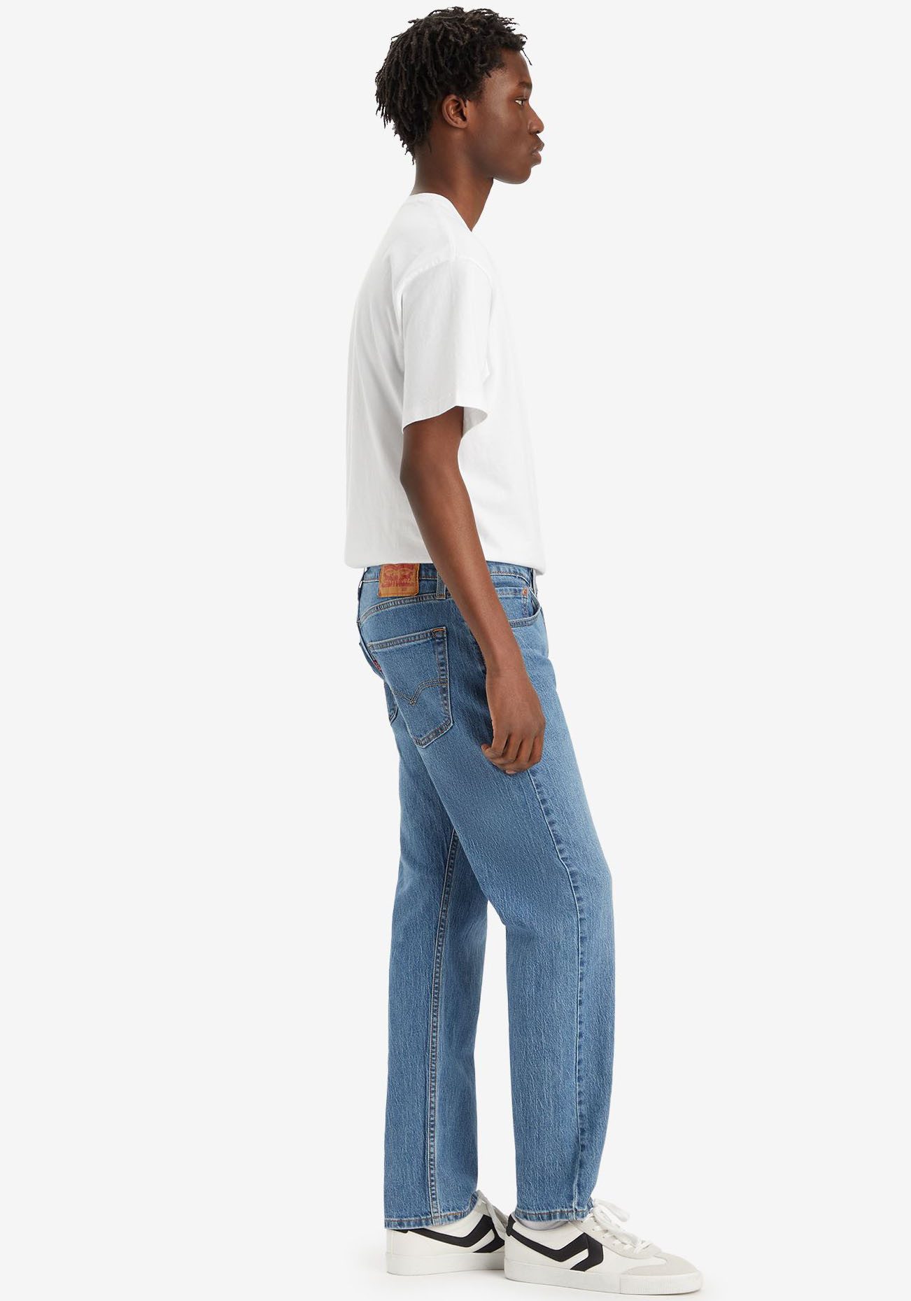 Levi's Tapered jeans 502 TAPER in een elegante moderne stijl