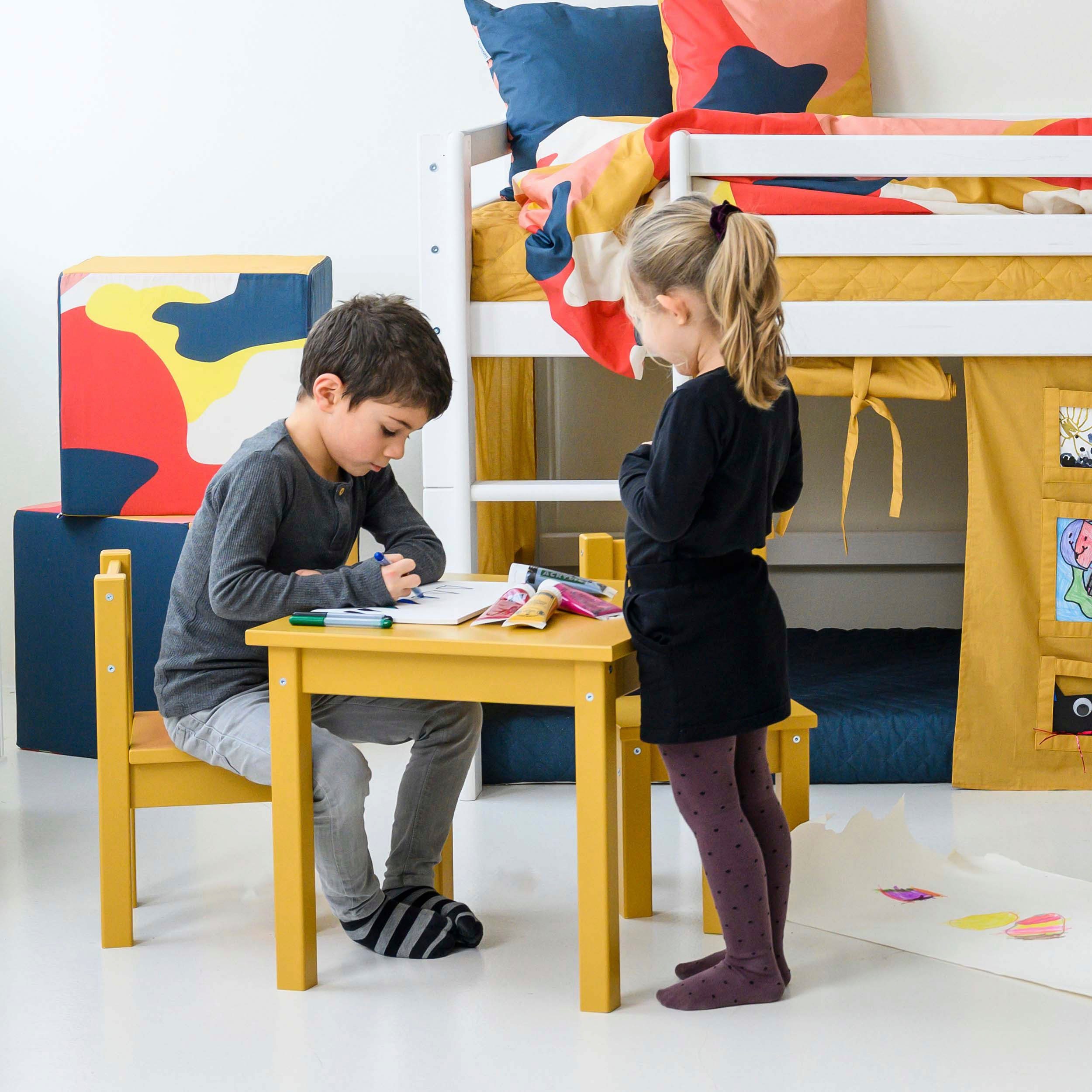 Hoppekids Kinderzithoek MADS kinderzithoek in vele kleuren, met twee stoelen (set, 3-delig)