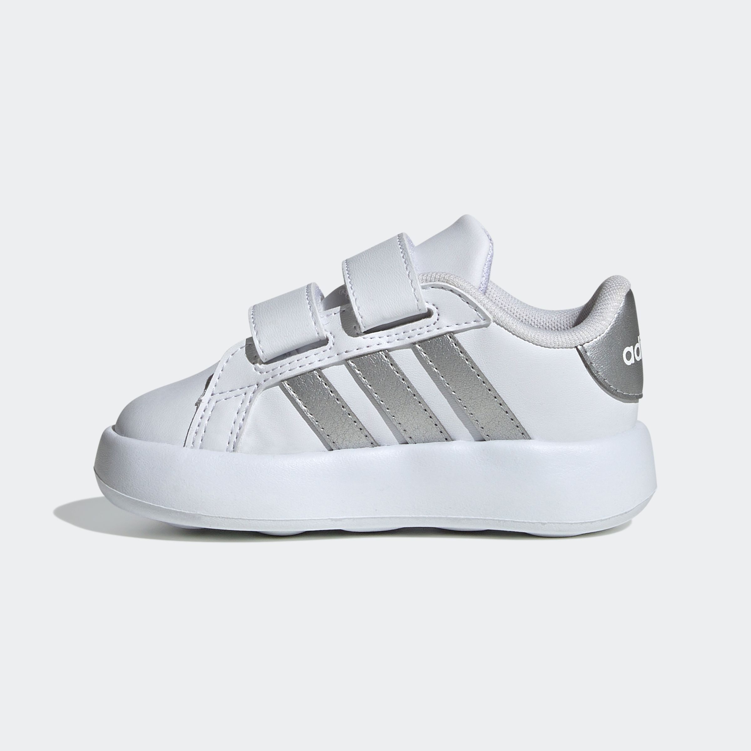 adidas Sportswear Klittenbandschoenen GRAND COURT 2.0 KIDS Design geïnspireerd op de adidas Superstar, voor kinderen