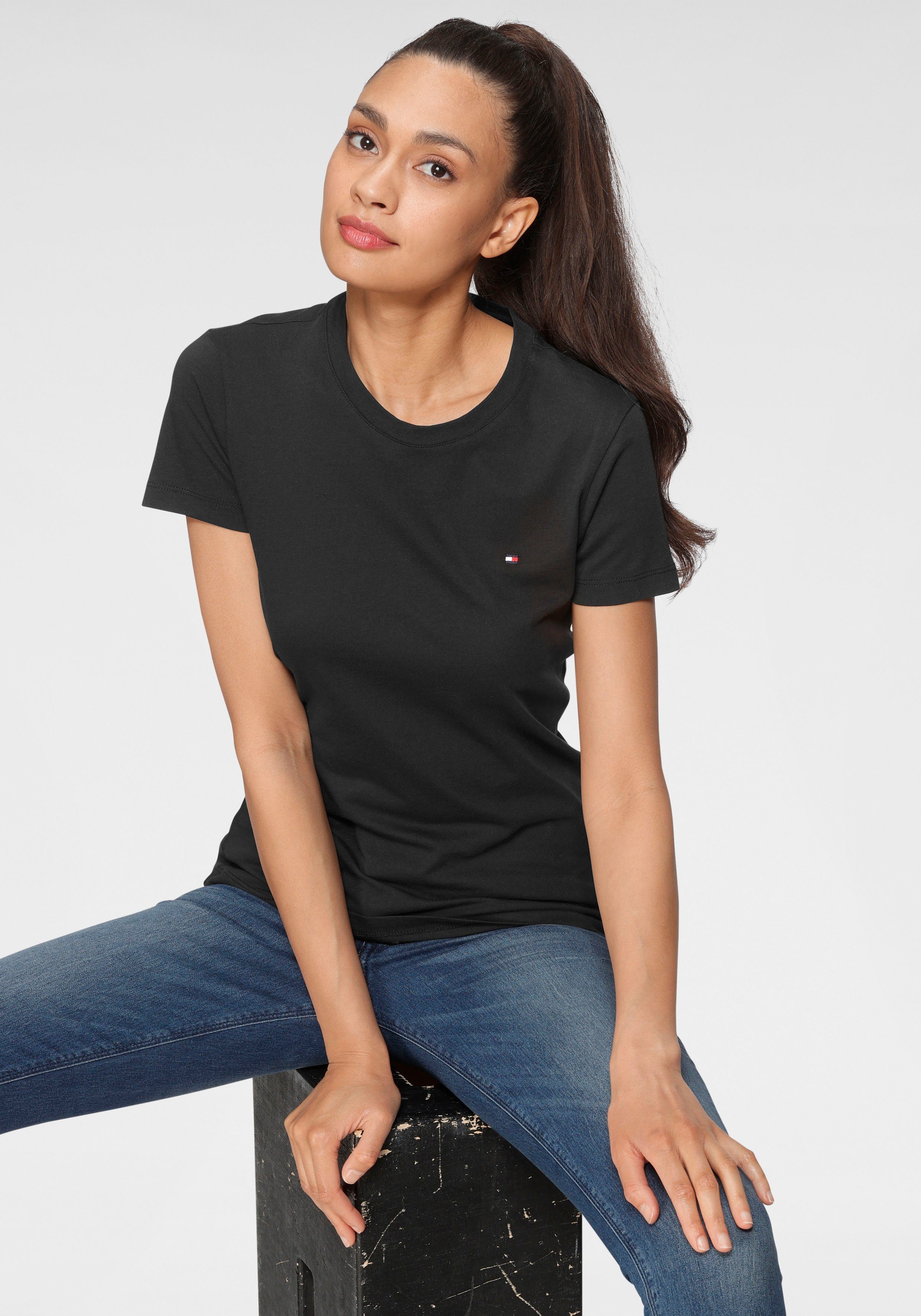 Tommy Hilfiger T-shirt HERITAGE CREW NECK TEE met tommy hilfiger-merklabel op borsthoogte