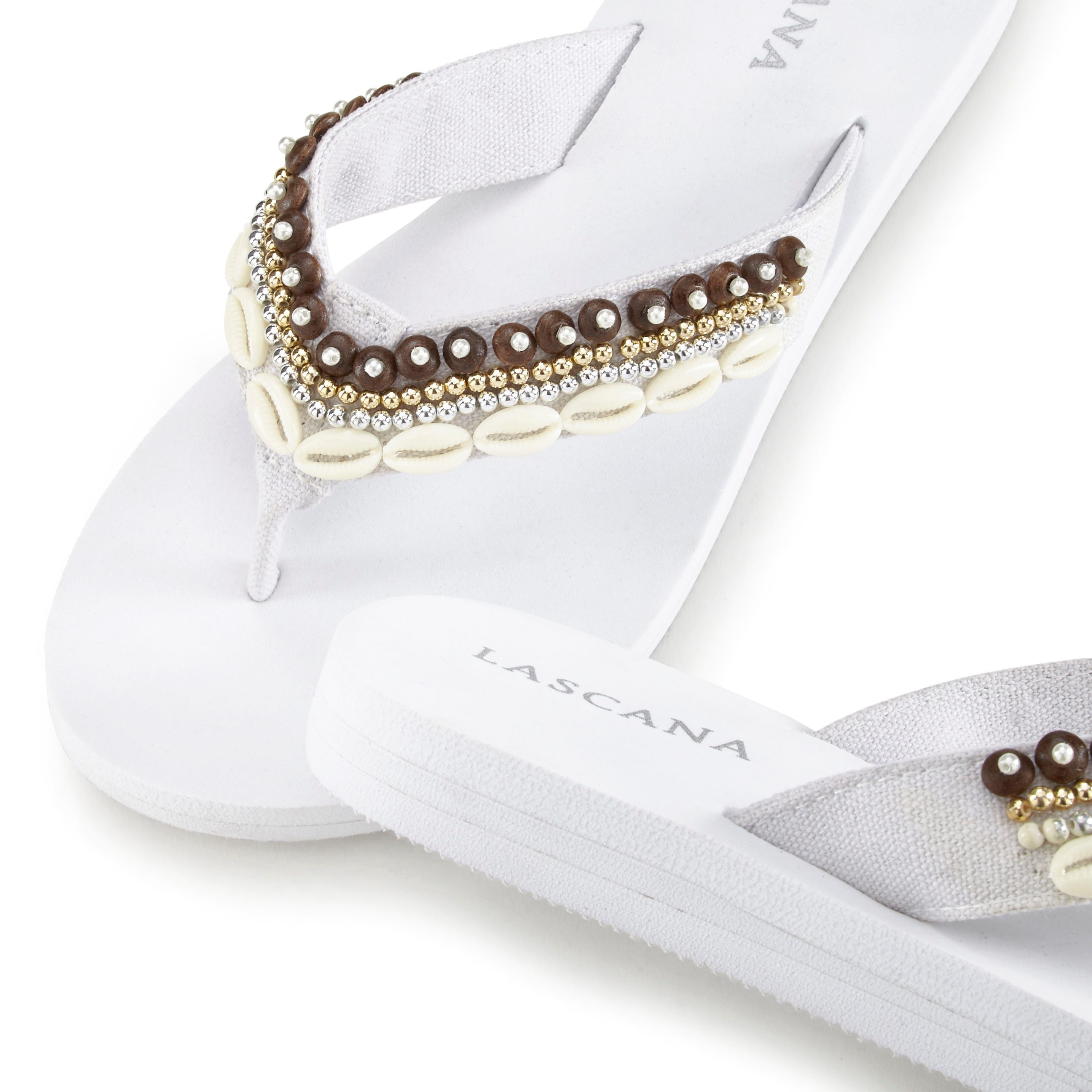 Lascana Badslippers Sandaal, pantoletten, badschoen met schelpimitaten VEGAN