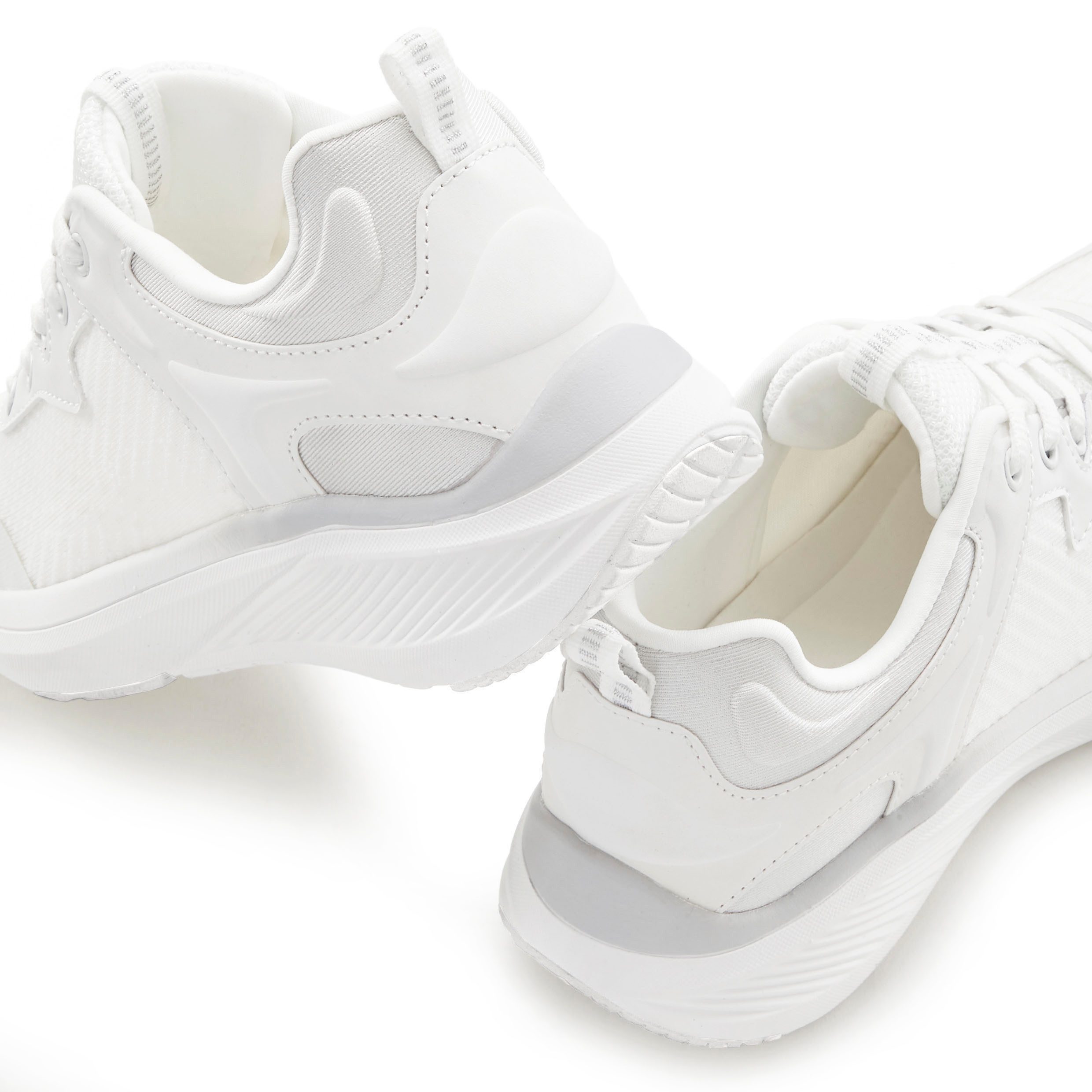 Lascana Sneakers Vrijetijdsschoen, veterschoen met uitneembare binnenzool VEGAN
