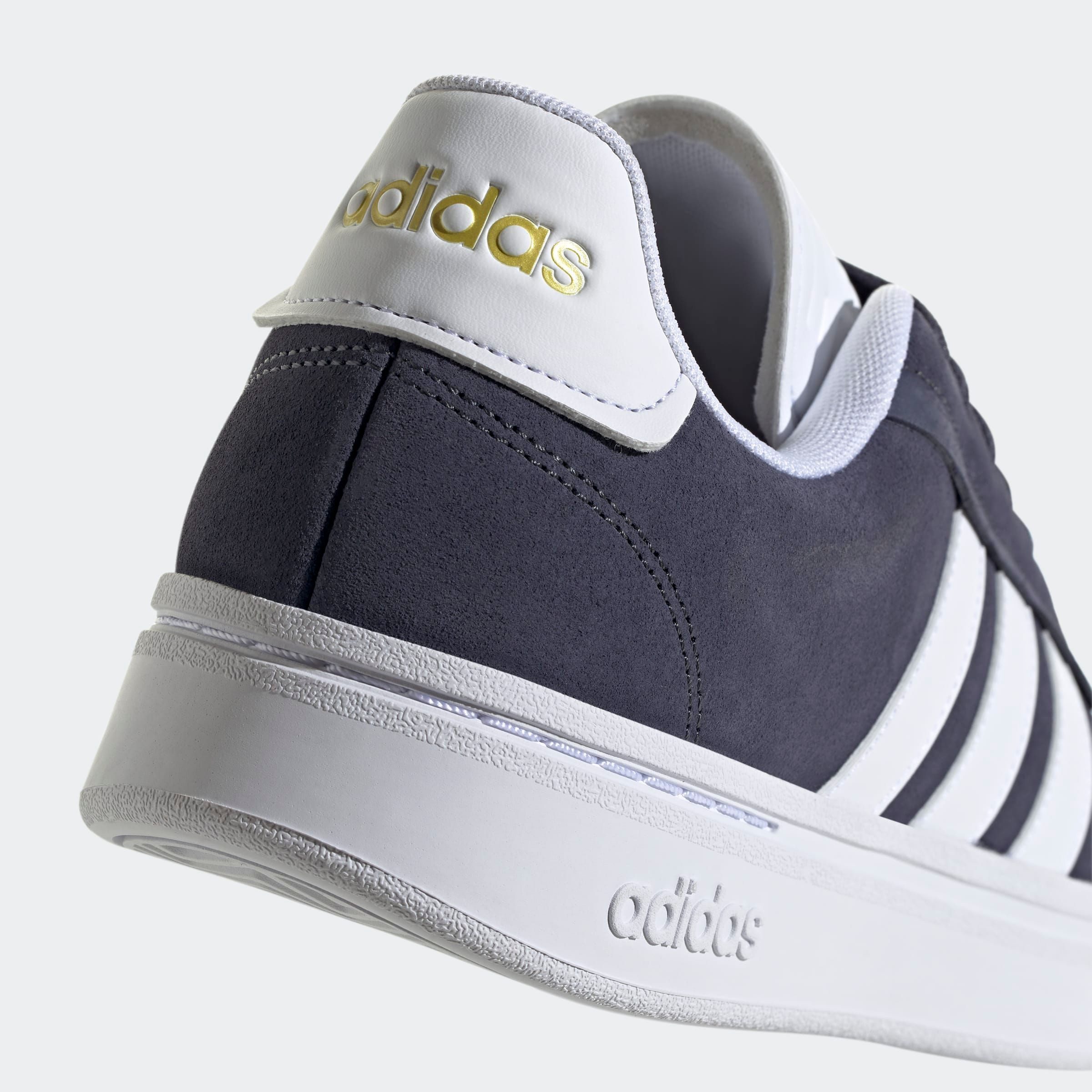 adidas Sportswear Sneakers GRAND COURT ALPHA Ontwerp in de stijl van de adidas Campus