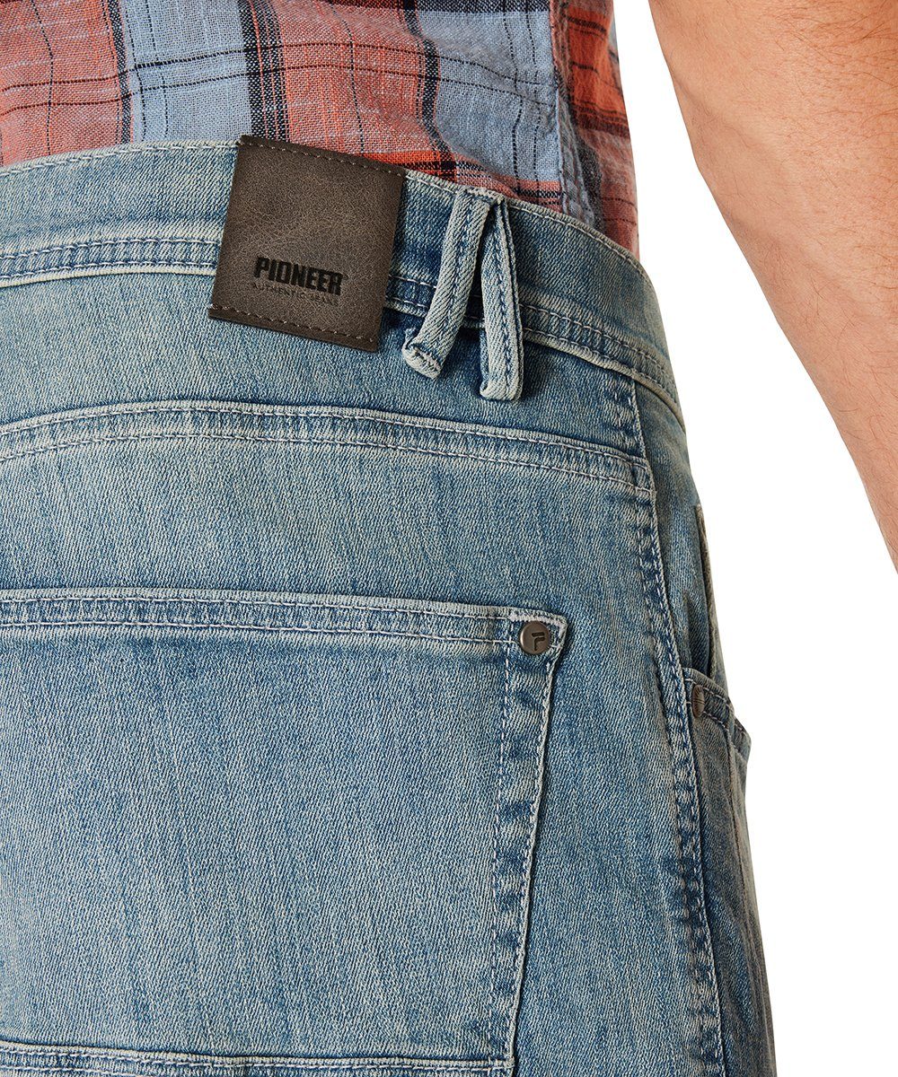 Pioneer Authentic Jeansbermuda BILL met megaflexx-uitrusting