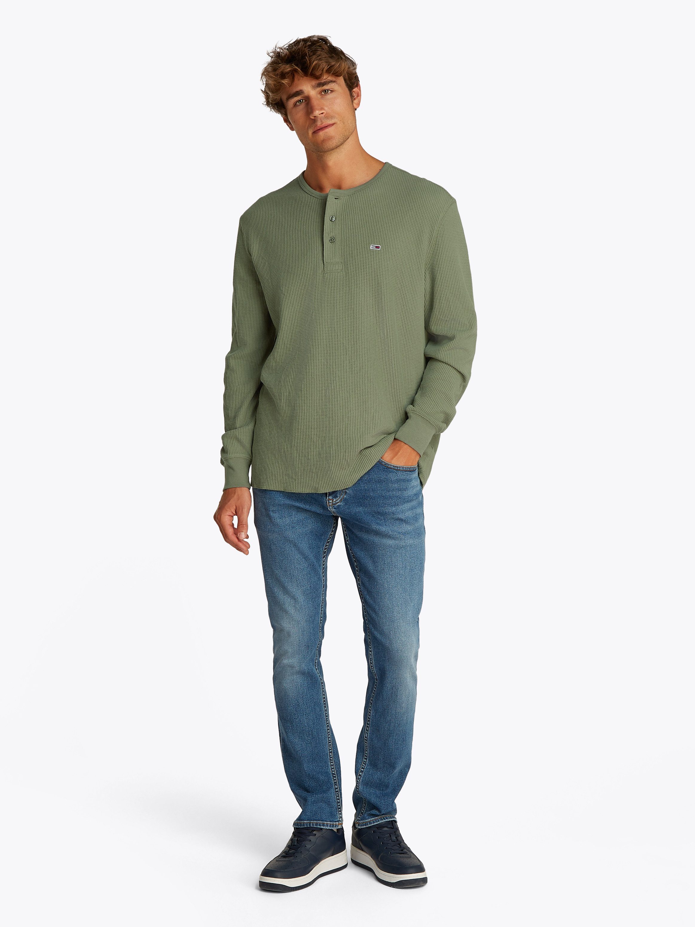 TOMMY JEANS Henleyshirt TJM REG WAFFLE HENLEY LS TEE