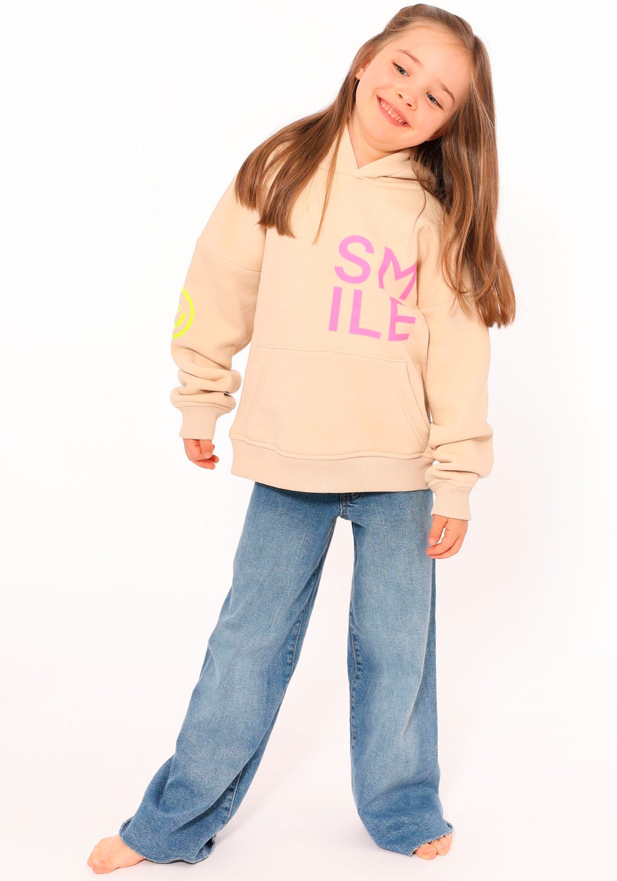 Zwillingsherz Hoodie Alissa-Kids met "smile"-opdruk in neonkleur en geborduurde smiley
