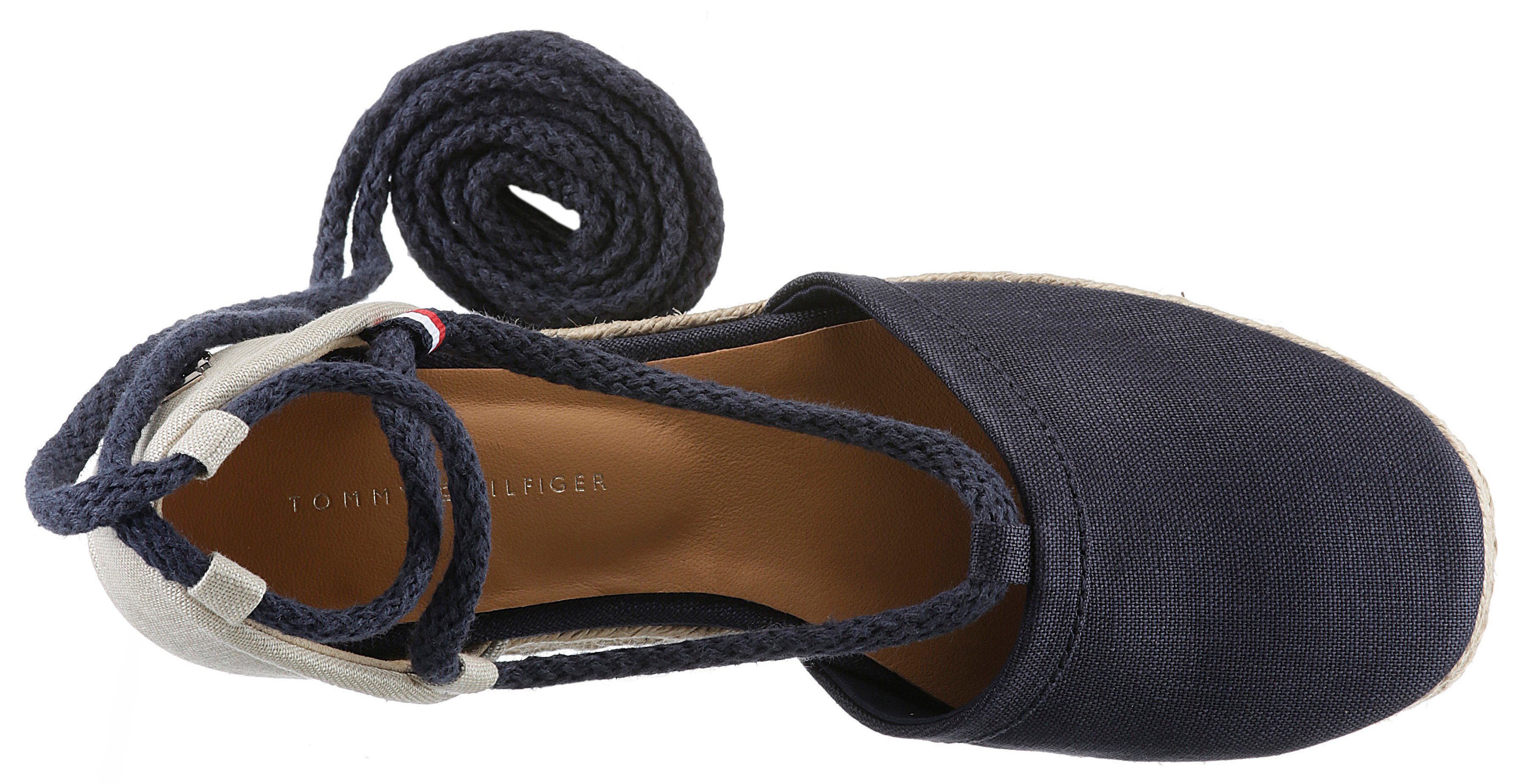 Tommy Hilfiger Espadrilles CLOSED TOE LINEN FLATFORM , zomerschoen, sleehak, met mooie enkelveters
