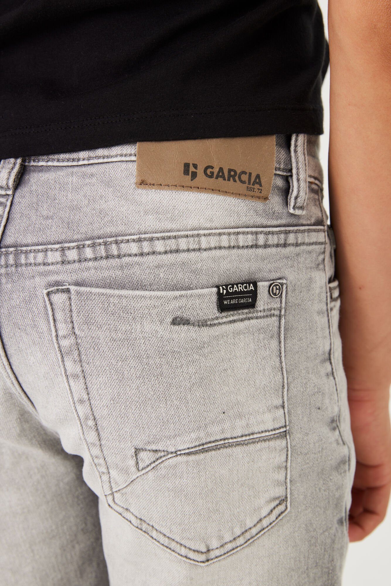 Garcia Jeansshort TAVIO met used-effecten