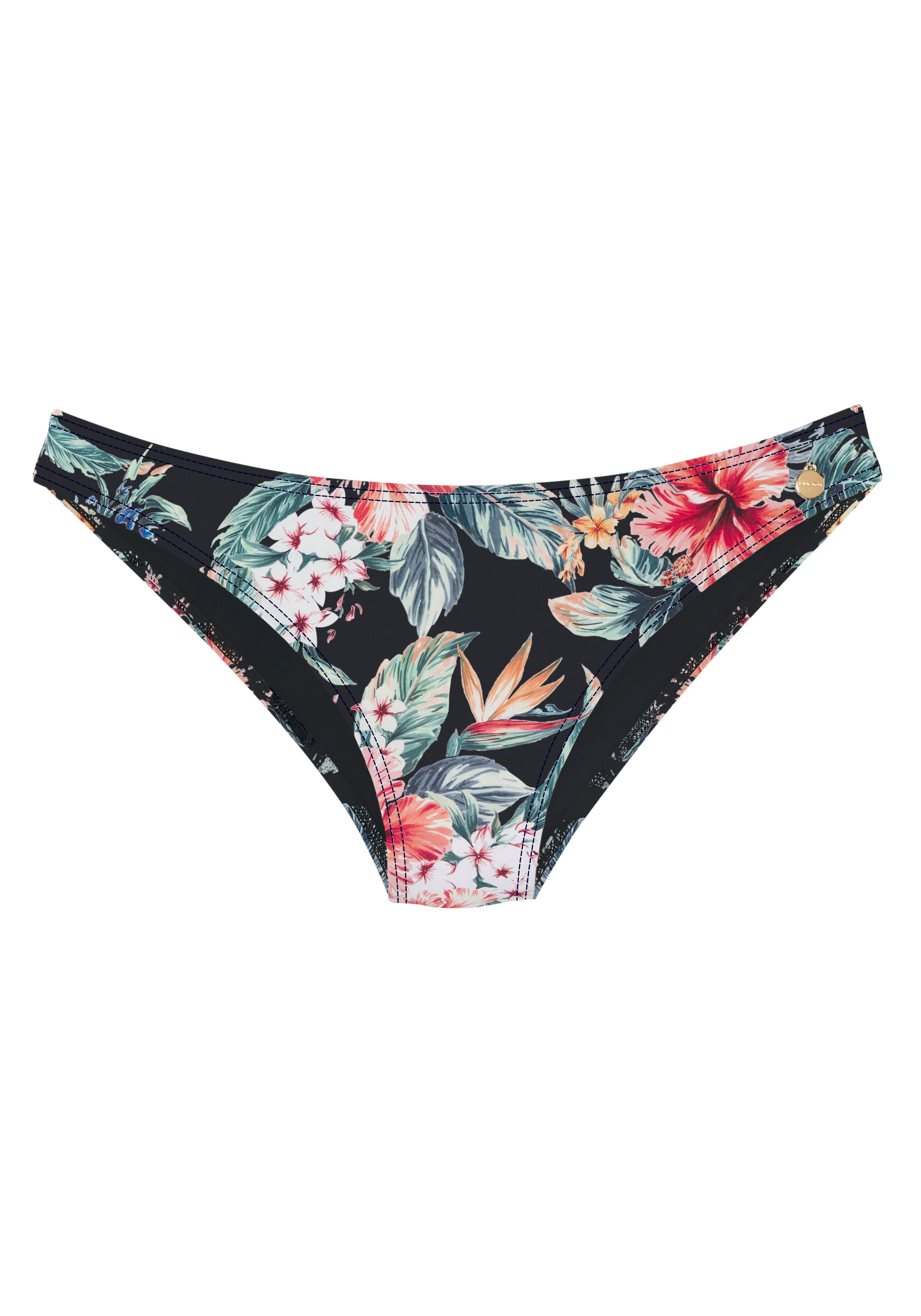 Lascana Bikinibroekje Salsa in strak model