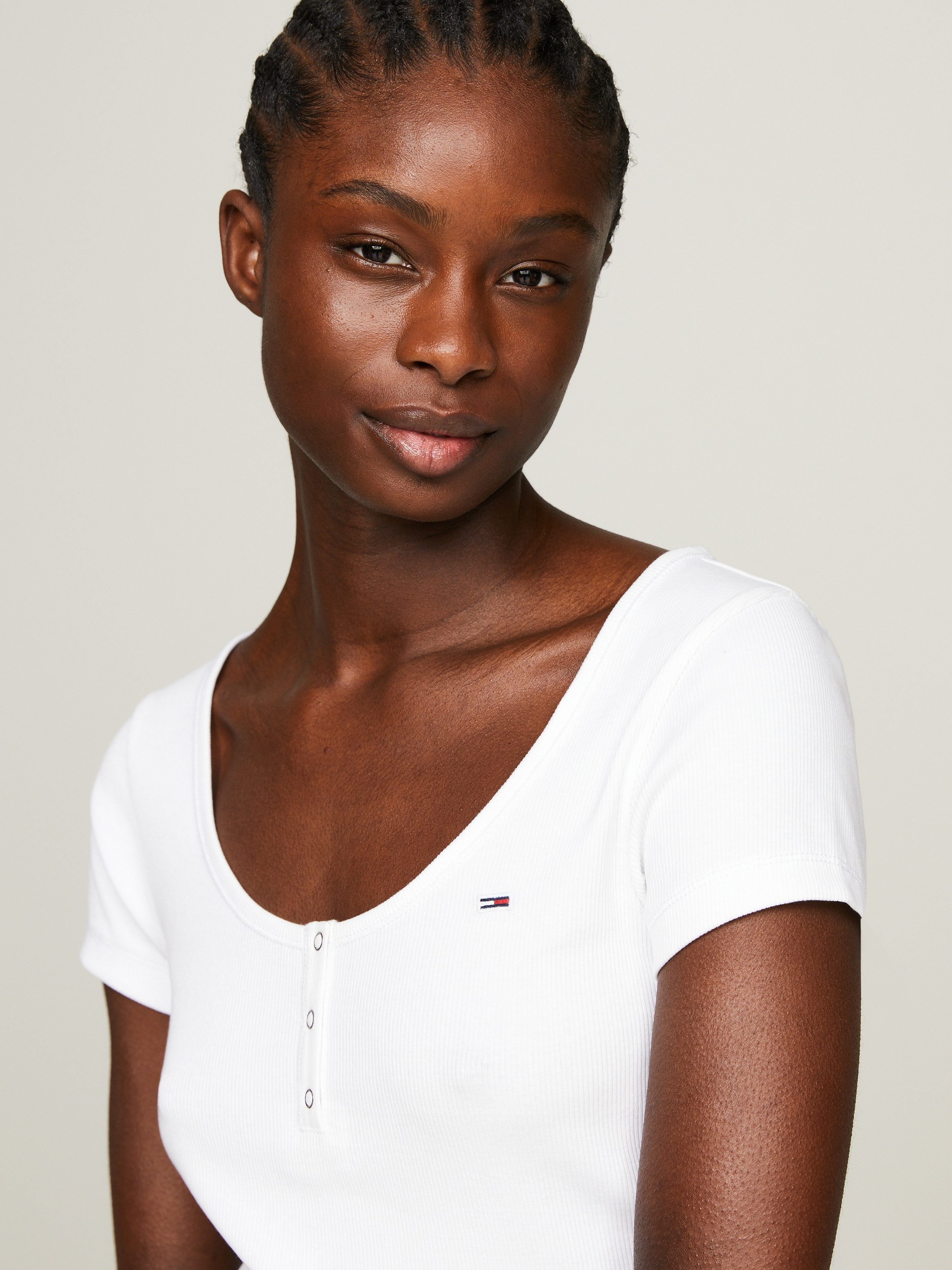 TOMMY JEANS Shirt met ronde hals TJW SLIM HENLEY TOP SS
