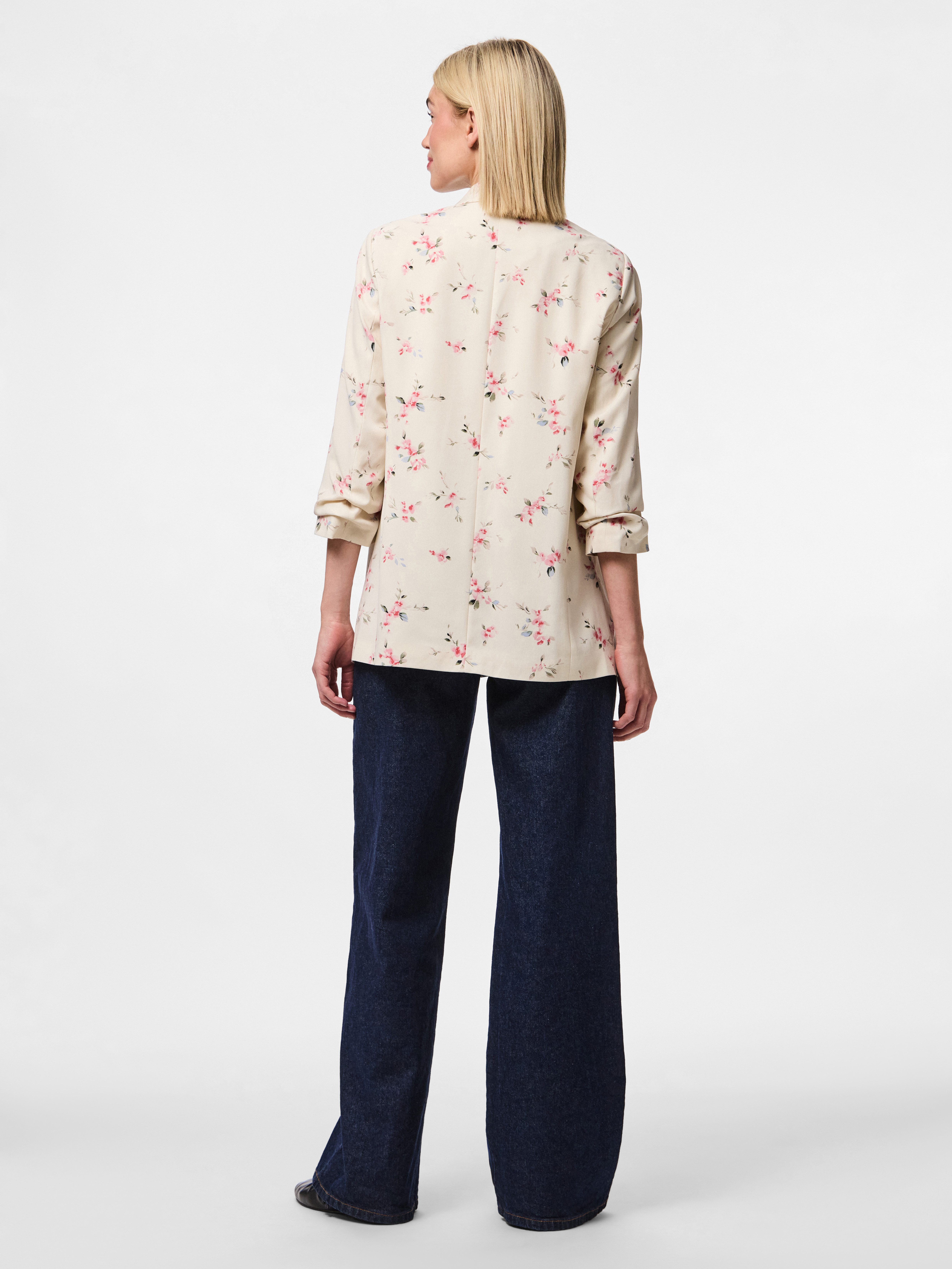 pieces Blouseblazer PCBOSELLA 3/4 PRINTED BLAZER NOOS