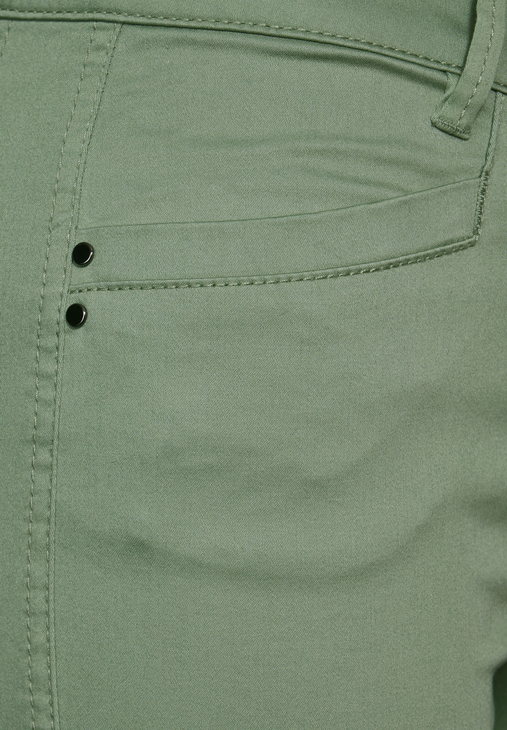 STREET ONE Chino in satijn-look