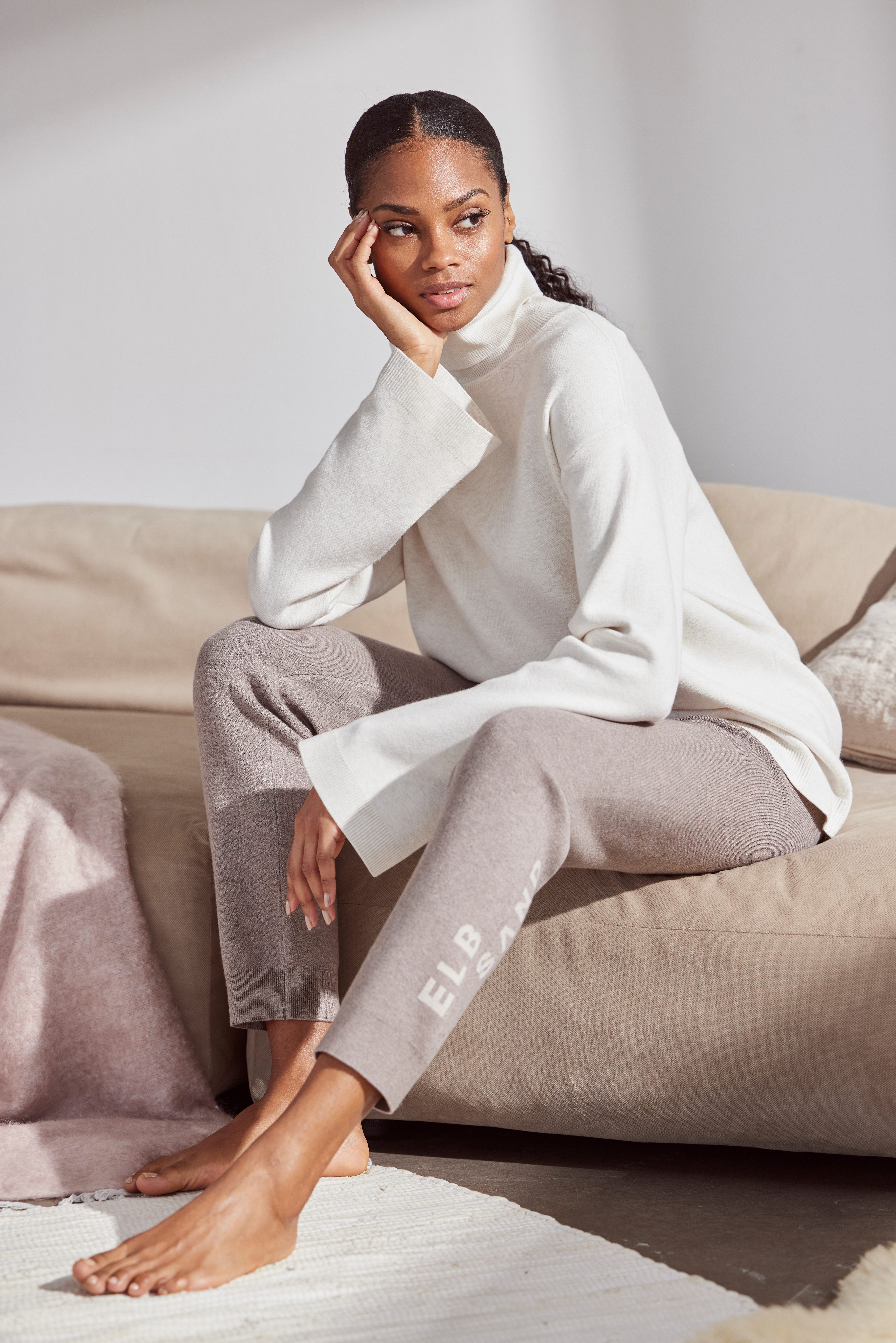 Elbsand Sweater Coltrui van hoogwaardige brei loungewear