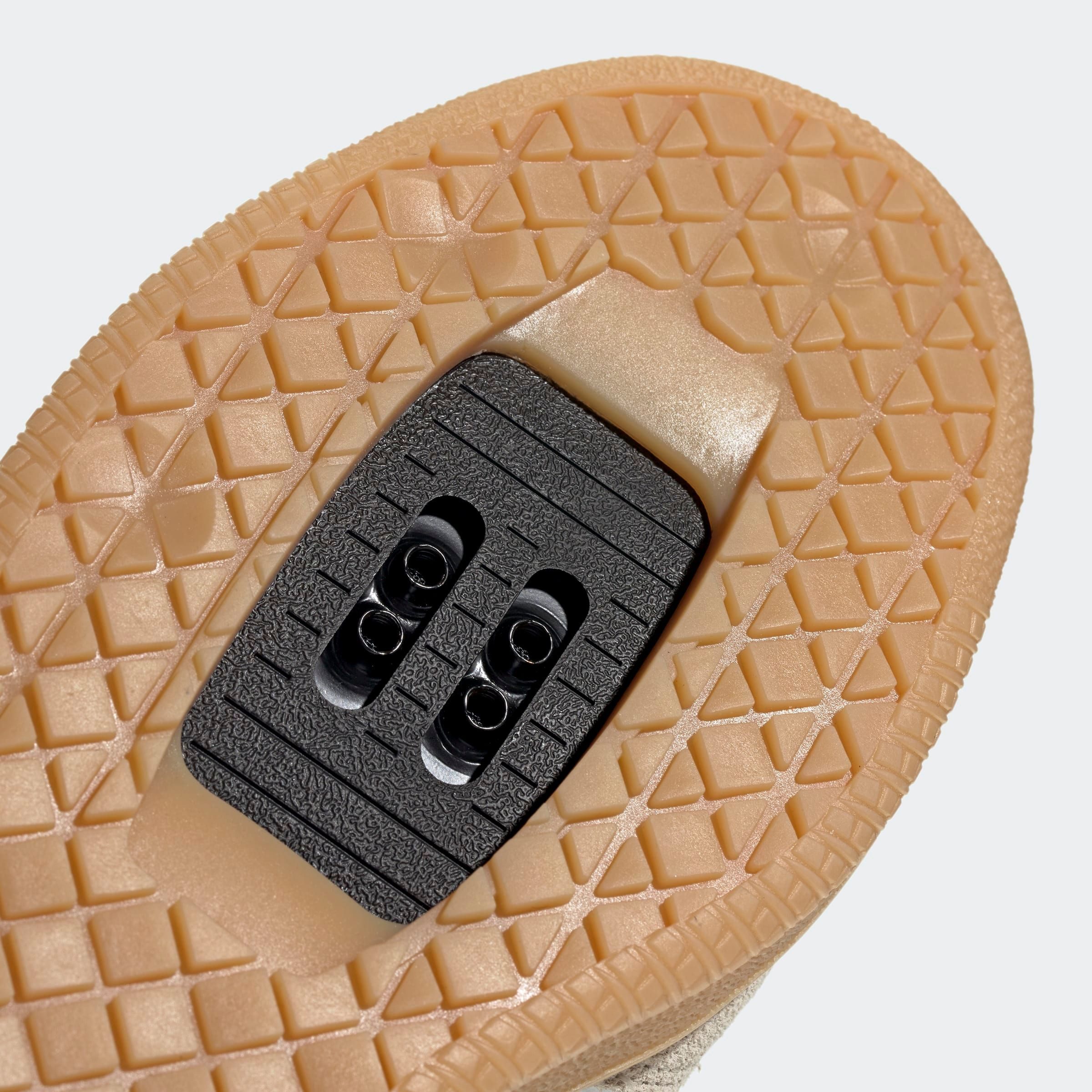 adidas Performance Fietsschoenen VELOSAMBA LEATHER geïnspireerd door het ontwerp van de adidas samba