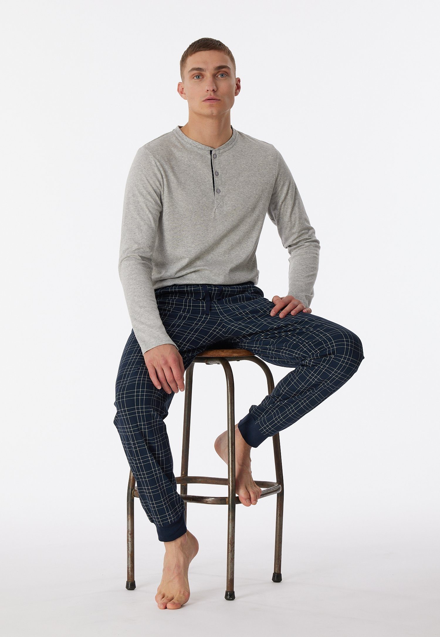 Schiesser Pyjama Fine Interlock met serafino-kraag en functionele knoopsluiting (2-delig)