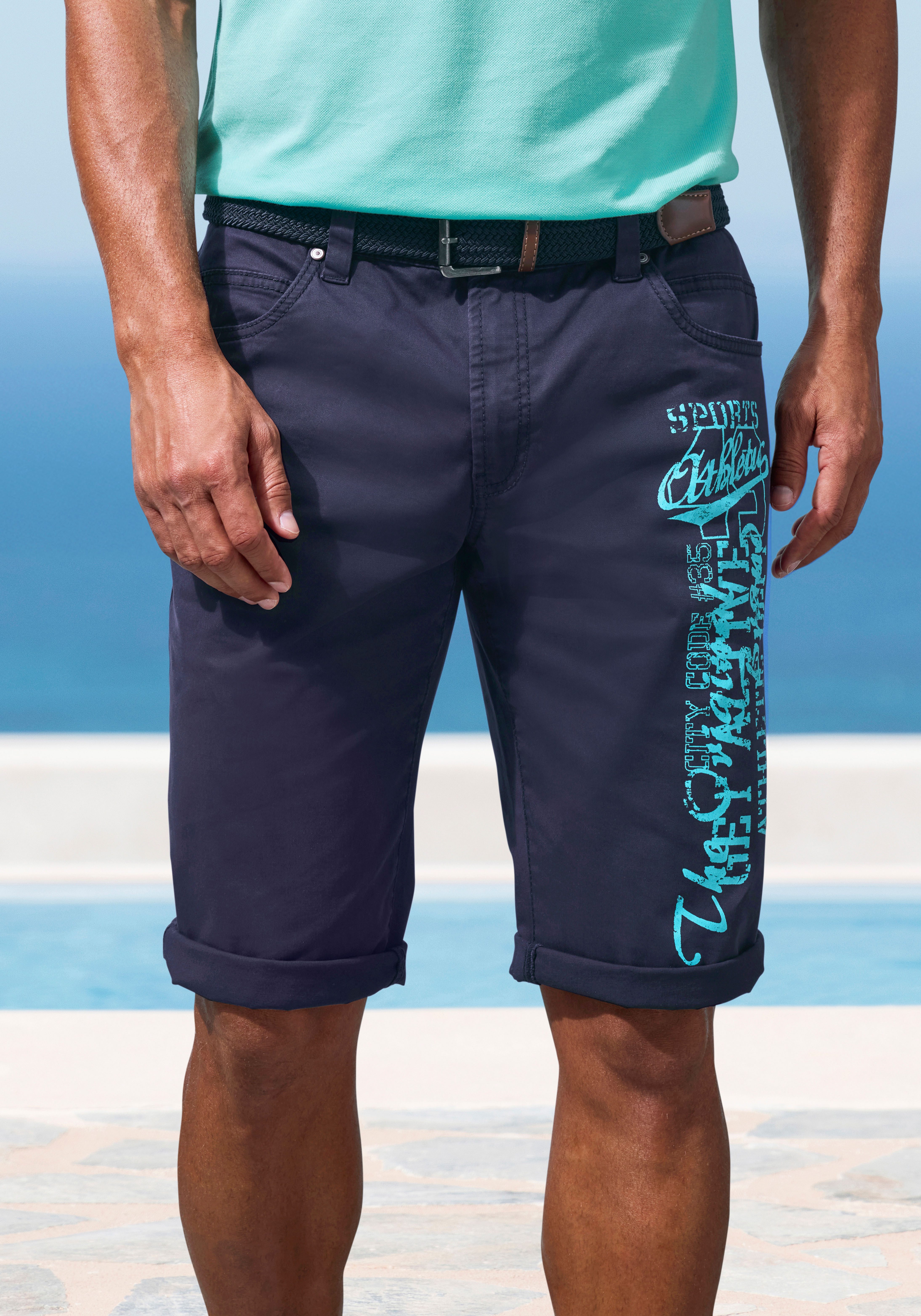 John Devin Bermuda Van elastische katoenmix met grote print op het been, 3/4 shorts