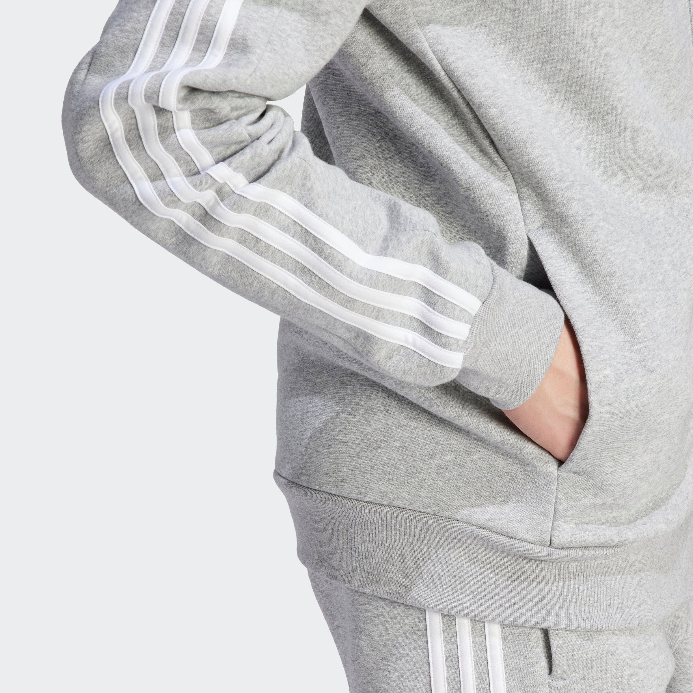 adidas Sportswear Capuchonsweatvest ESSENTIALS 3-STRIPES CAPUCHONJACK comfortabel materiaal van katoenmix (1-delig)