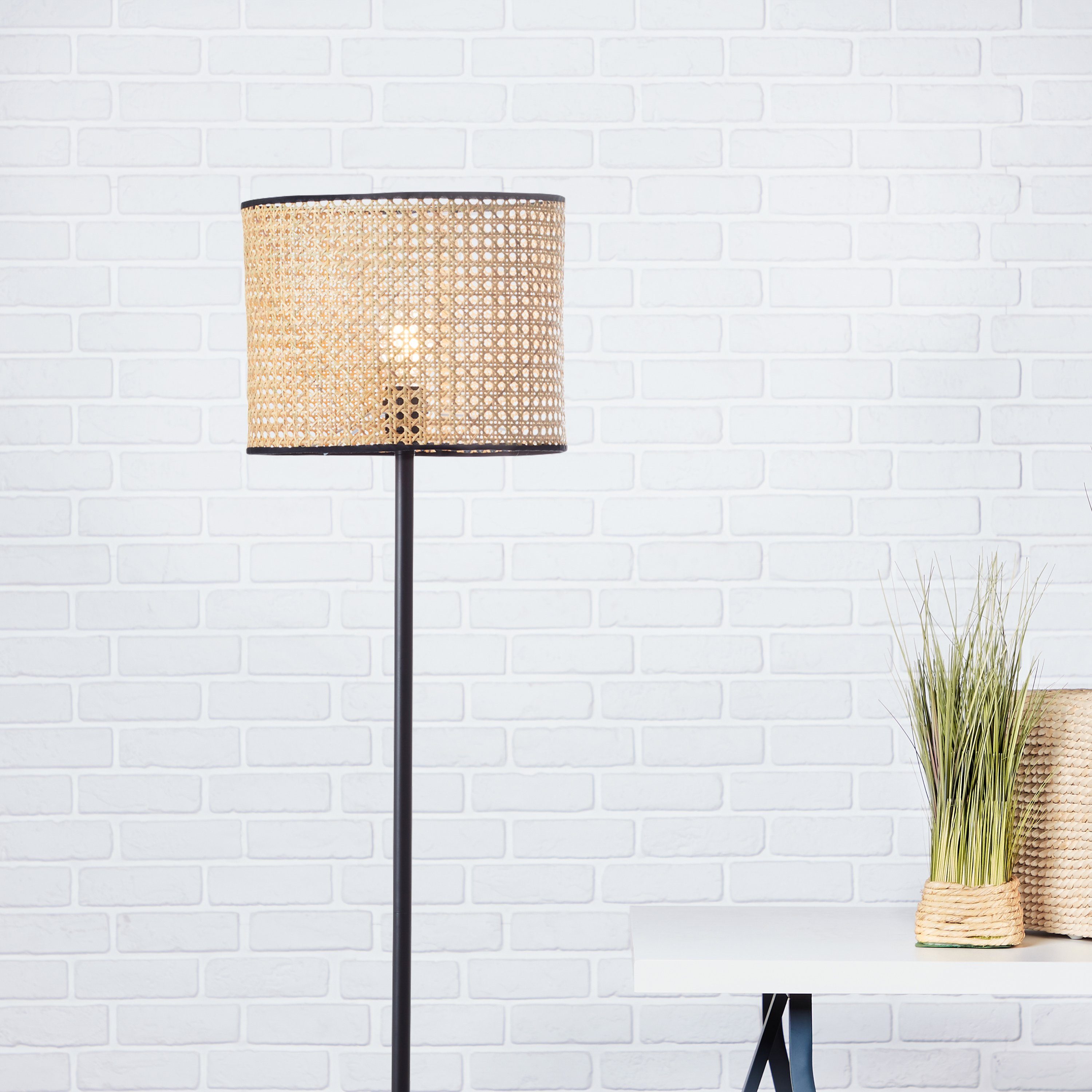Brilliant Leuchten Staande lamp WILEY 154 cm hoogte, ø 30 cm, 1x e27, metaal/rotan, hout licht/zwart (1 stuk)