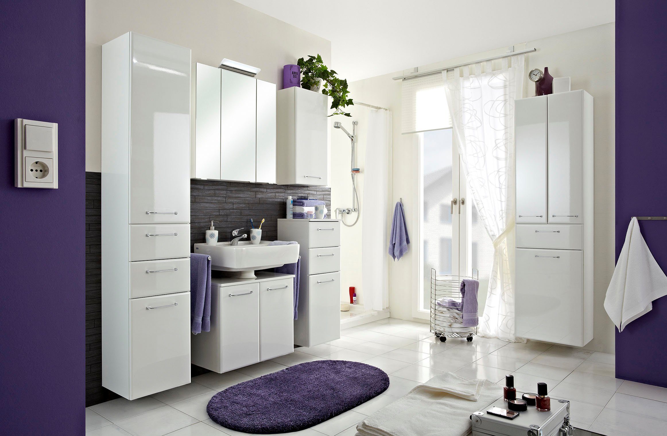 Saphir Hangend kastje Quickset wand-badkast 35 cm breed met 1 deur, 2 legplanken Badkamer-hangend kastje inclusief deurdemper, grepen in glanzend chroom