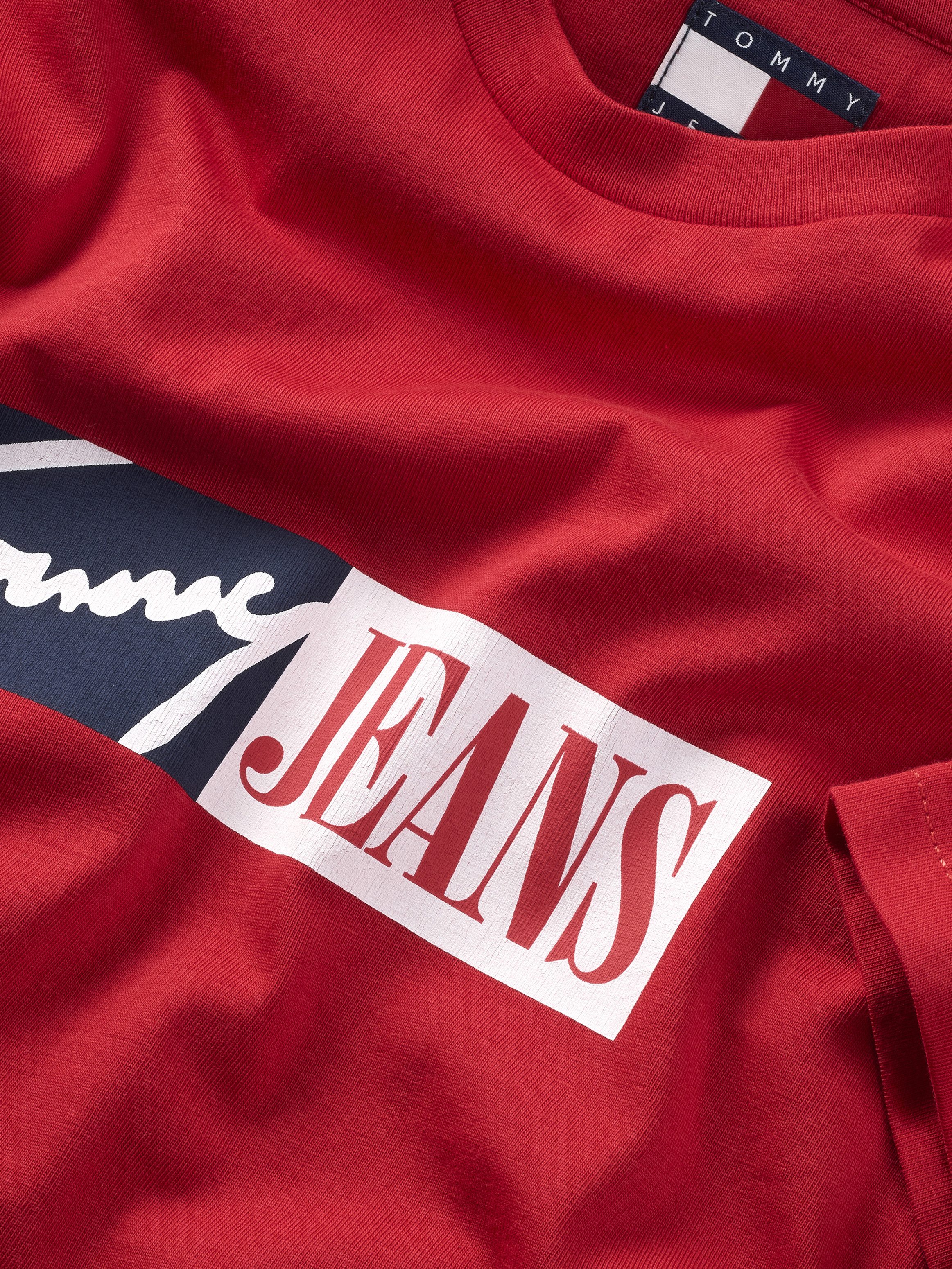 Tommy Jeans Plus Shirt met ronde hals TJM SLIM ENTRY GRAPHIC TEE EXT in grote maten, met logo-borduursel op de mouw