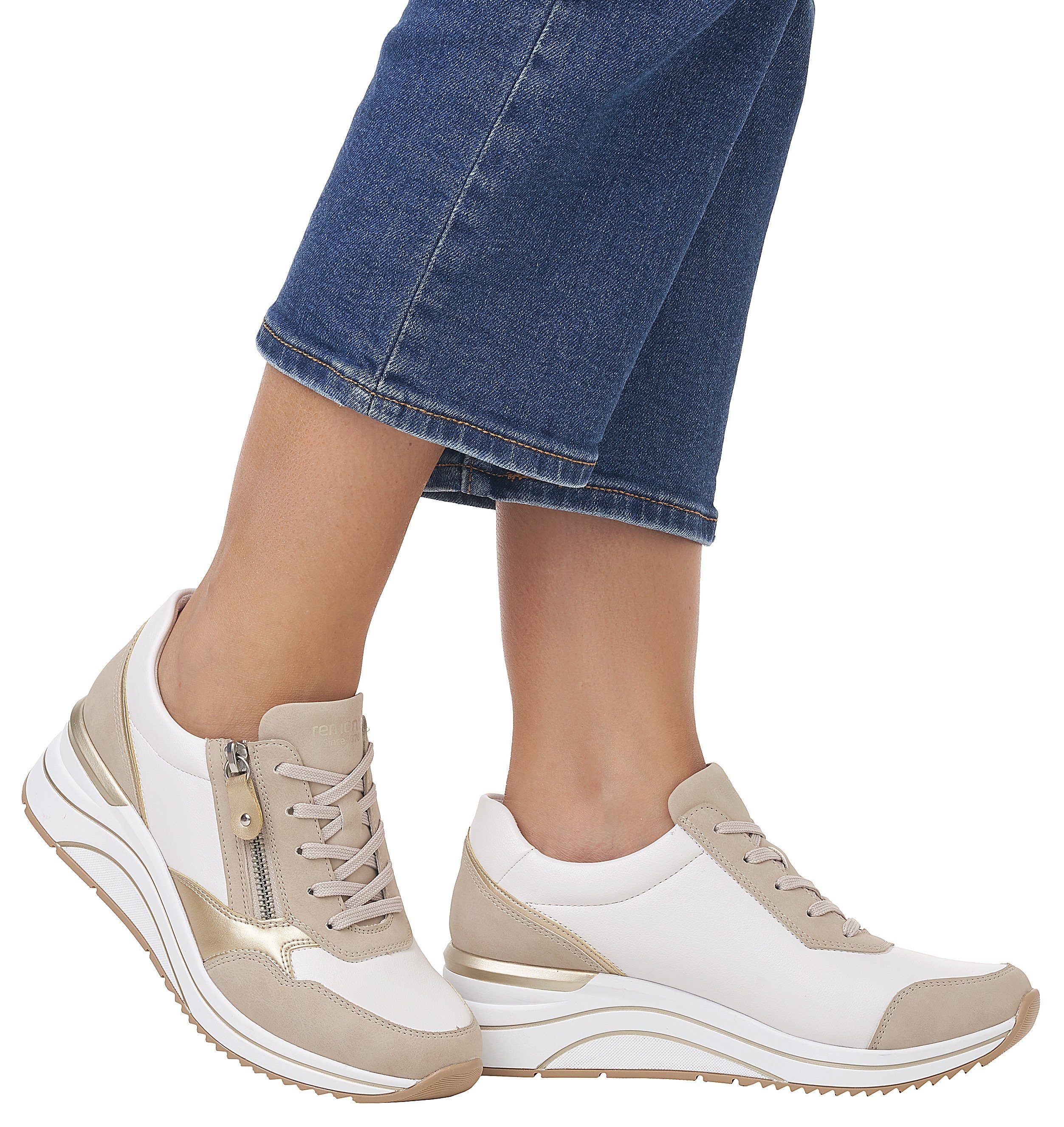 Remonte Sneakers met sleehak , vrijetijdsschoen, lage schoen, veterschoen, vegan verwerking