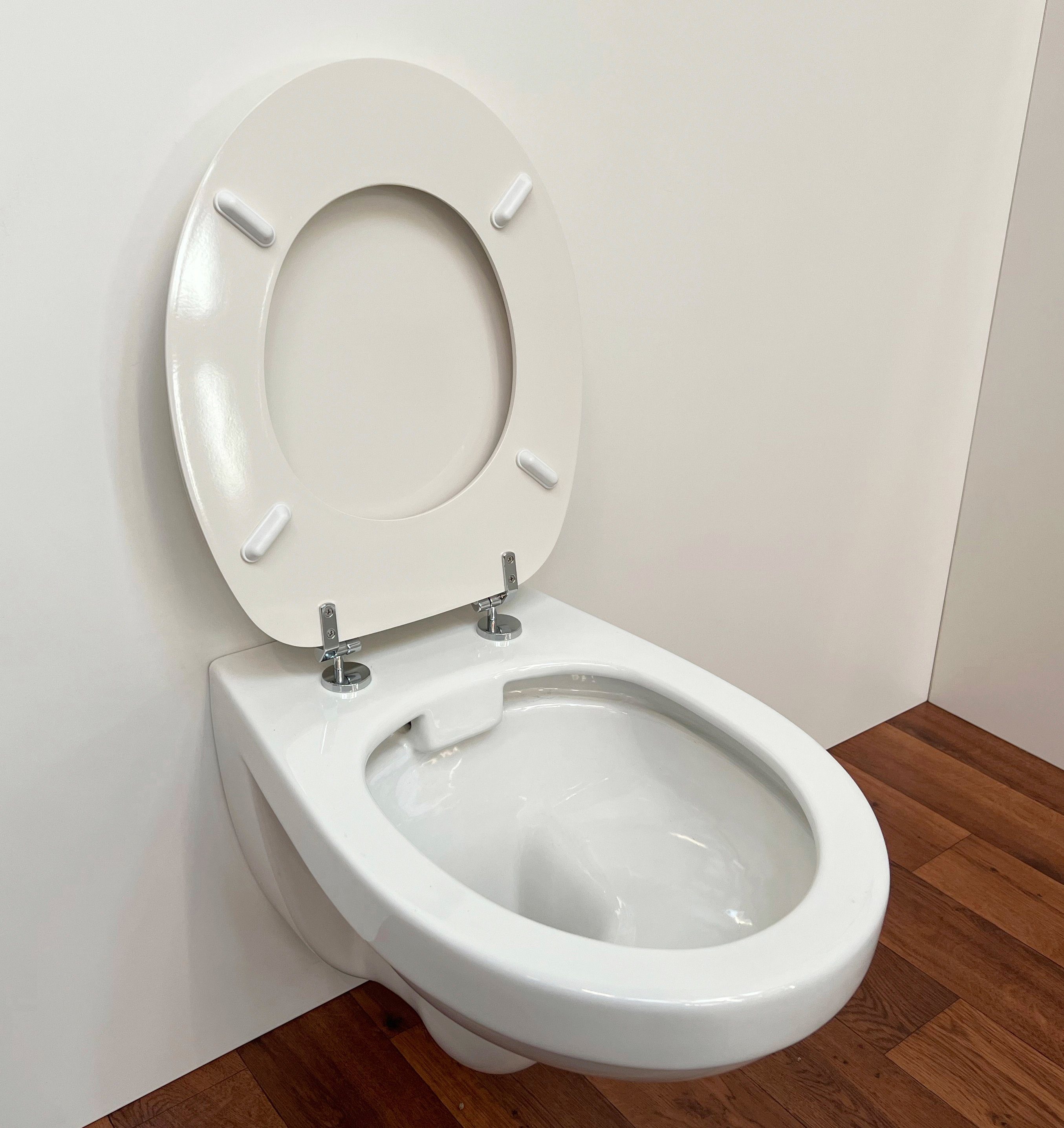 ADOB Toiletzitting uiterst stabiel, messing verchroomde scharnieren