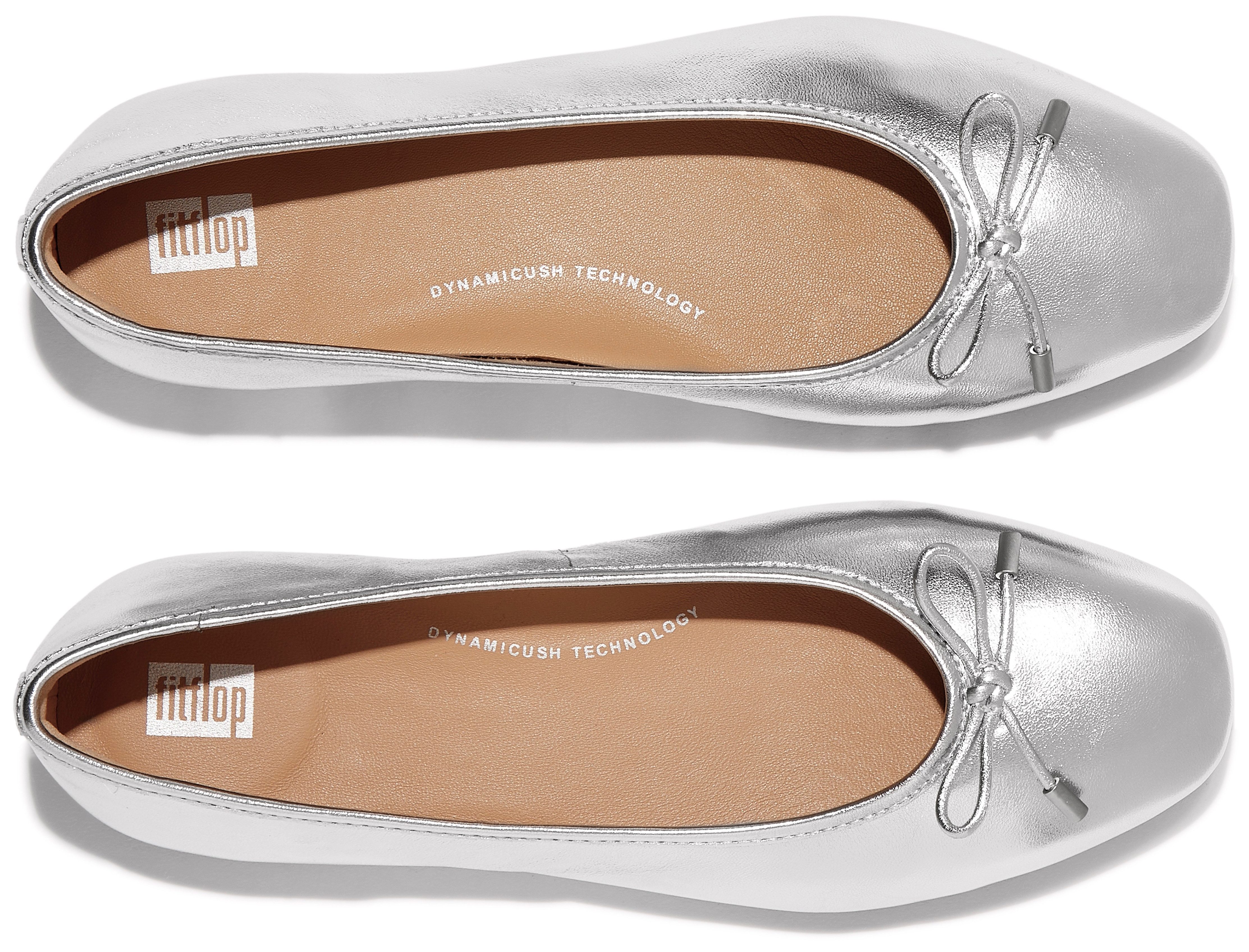 Fitflop Ballerina's Delicato Bow Loafer, lage schoen, slipper in metallic look, smalle vorm