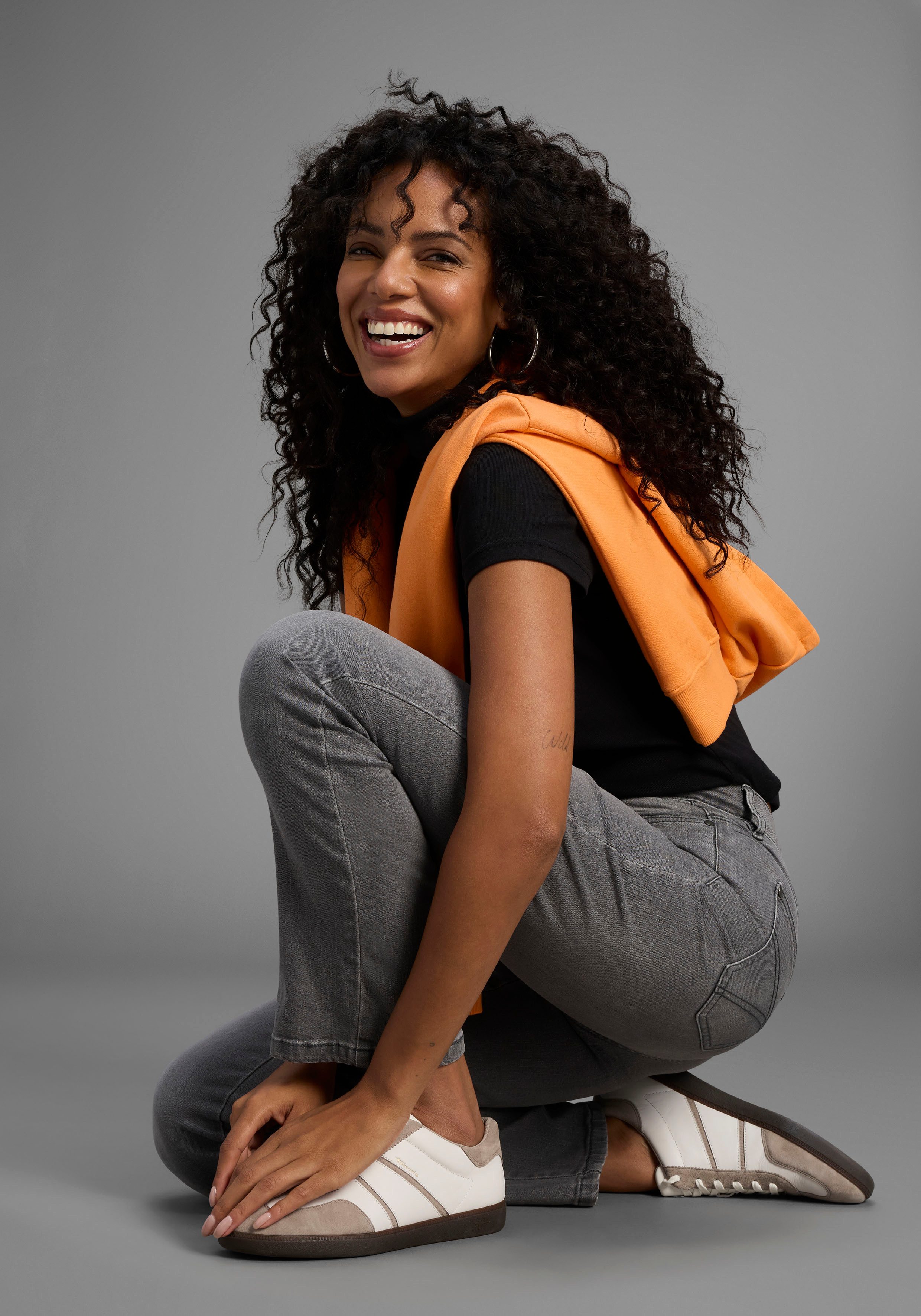 Arizona Rechte jeans Annett comfortabele pasvorm, 5-pocket-stijl, hoge taille