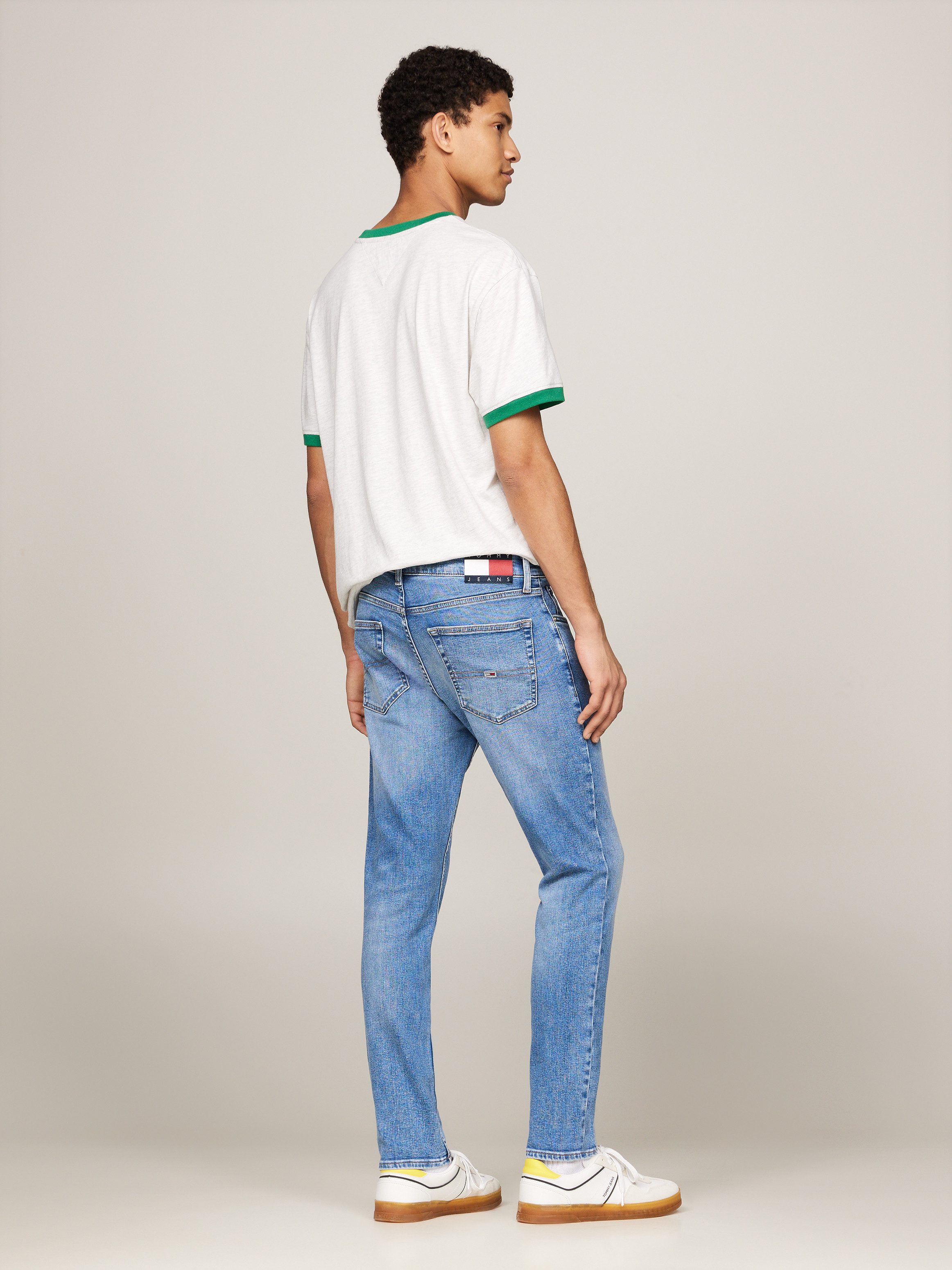 TOMMY JEANS Slim fit jeans AUSTIN SLIM TPRD smal toelopende pijpen