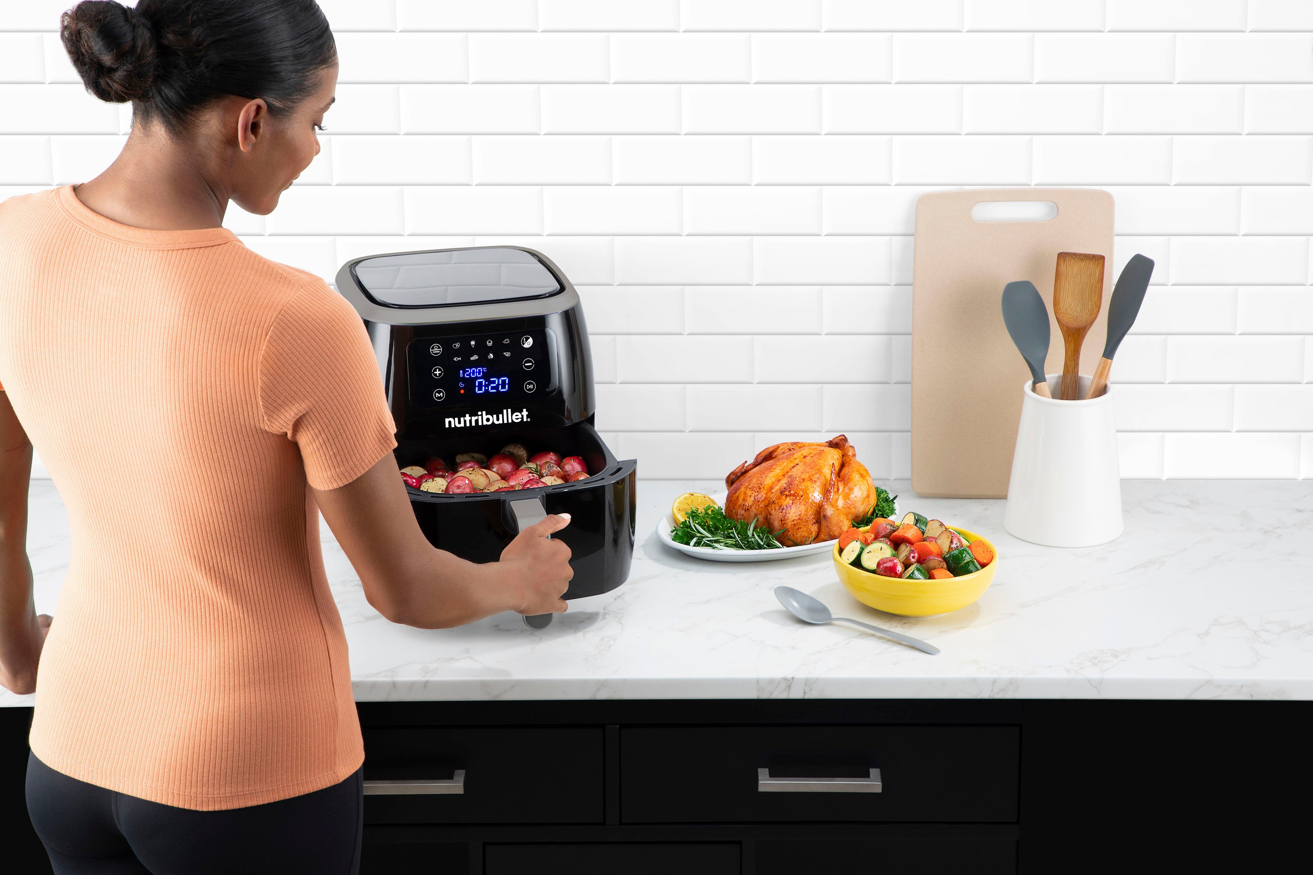 Nutribullet Airfryer NBA071B, großes Fassungsvermögen 7L