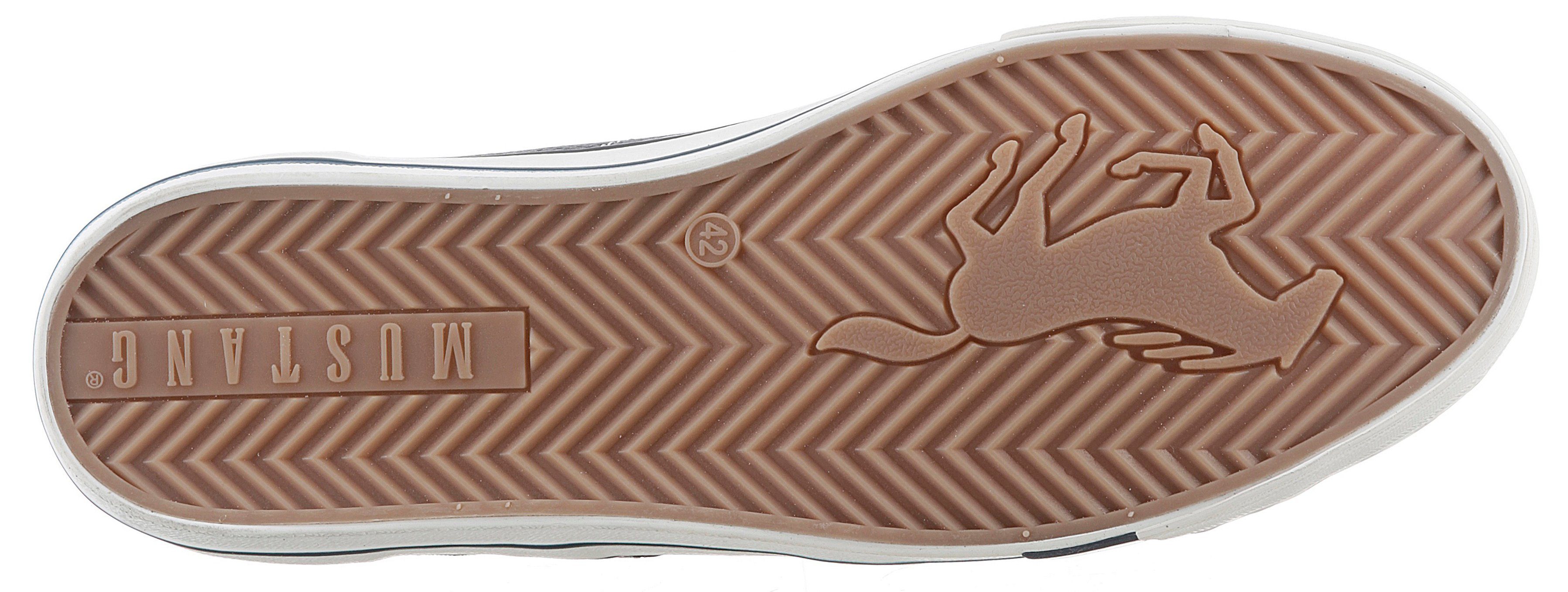 Mustang Shoes Sneakers met contrasterende details, vrijetijdsschoen, lage schoen, veterschoen