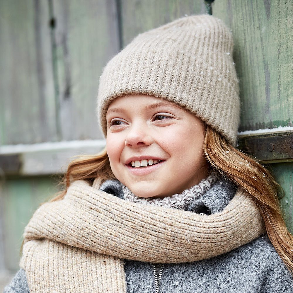 MUSTANG Gebreide muts Discrete gemêleerde tinten, grof gebreid